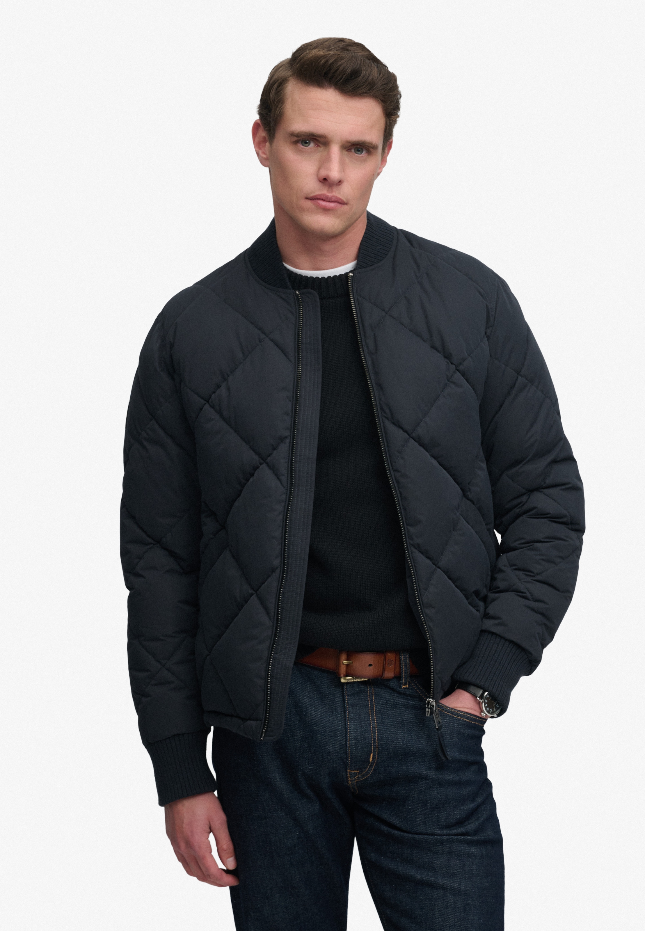 Superdry Steppjacke »DIAMOND QUILT JACKET« Regular Fit, mit Reißverschluss, aus Polyester und Kunstfaser