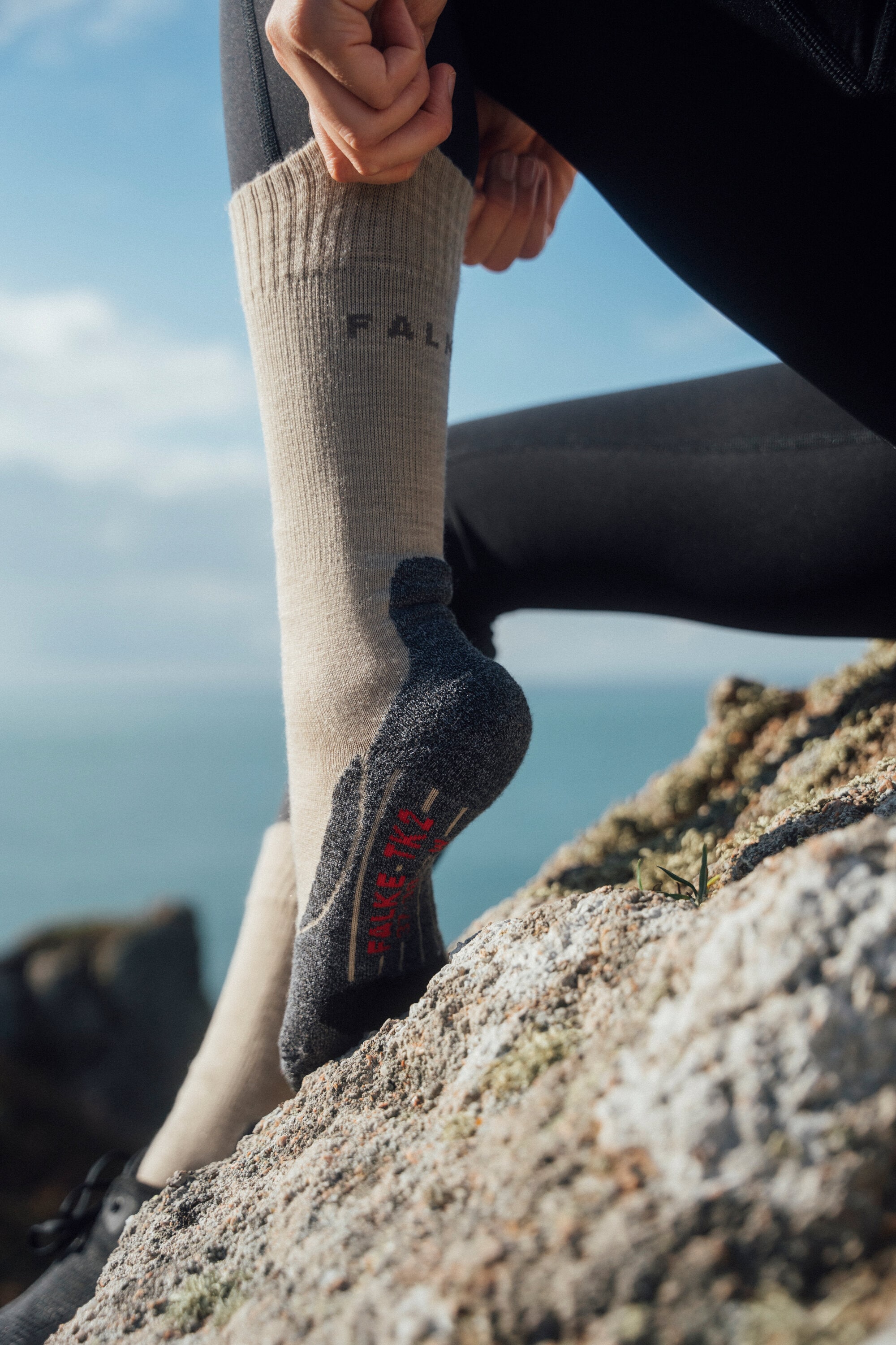 FALKE Socken »TK2 Explore« 1 Paar tlg.
