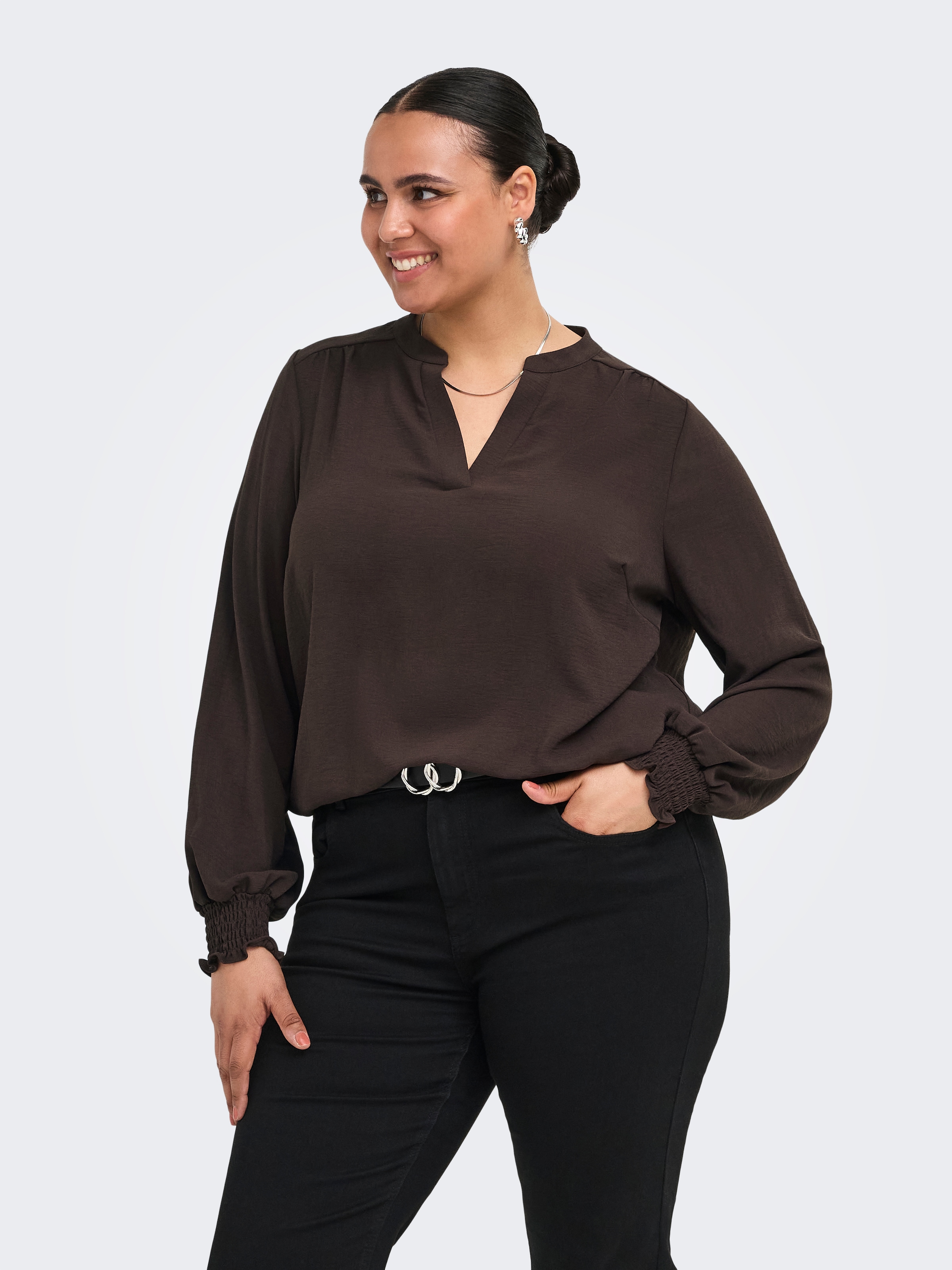 Only Carmakoma Shirtbluse "Carmetta Life V-Neck Top Wvn Noos" Kunstfaser, Regular Fit