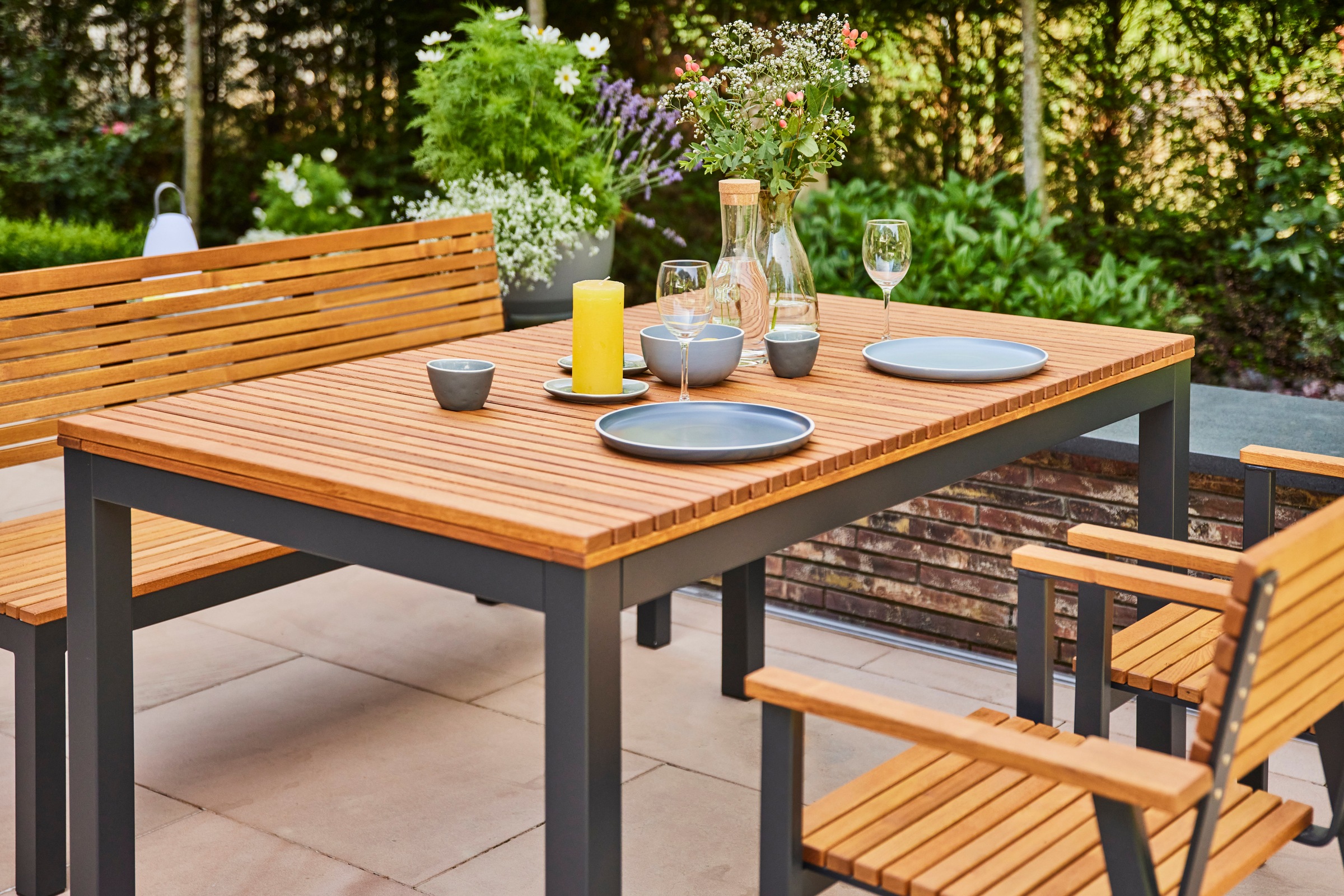 Siena Garden Gartentisch »»Bozen« BxTxH:100x220x76 cm«, Aluminium mit Robinienholz aus 100% FSC Holz