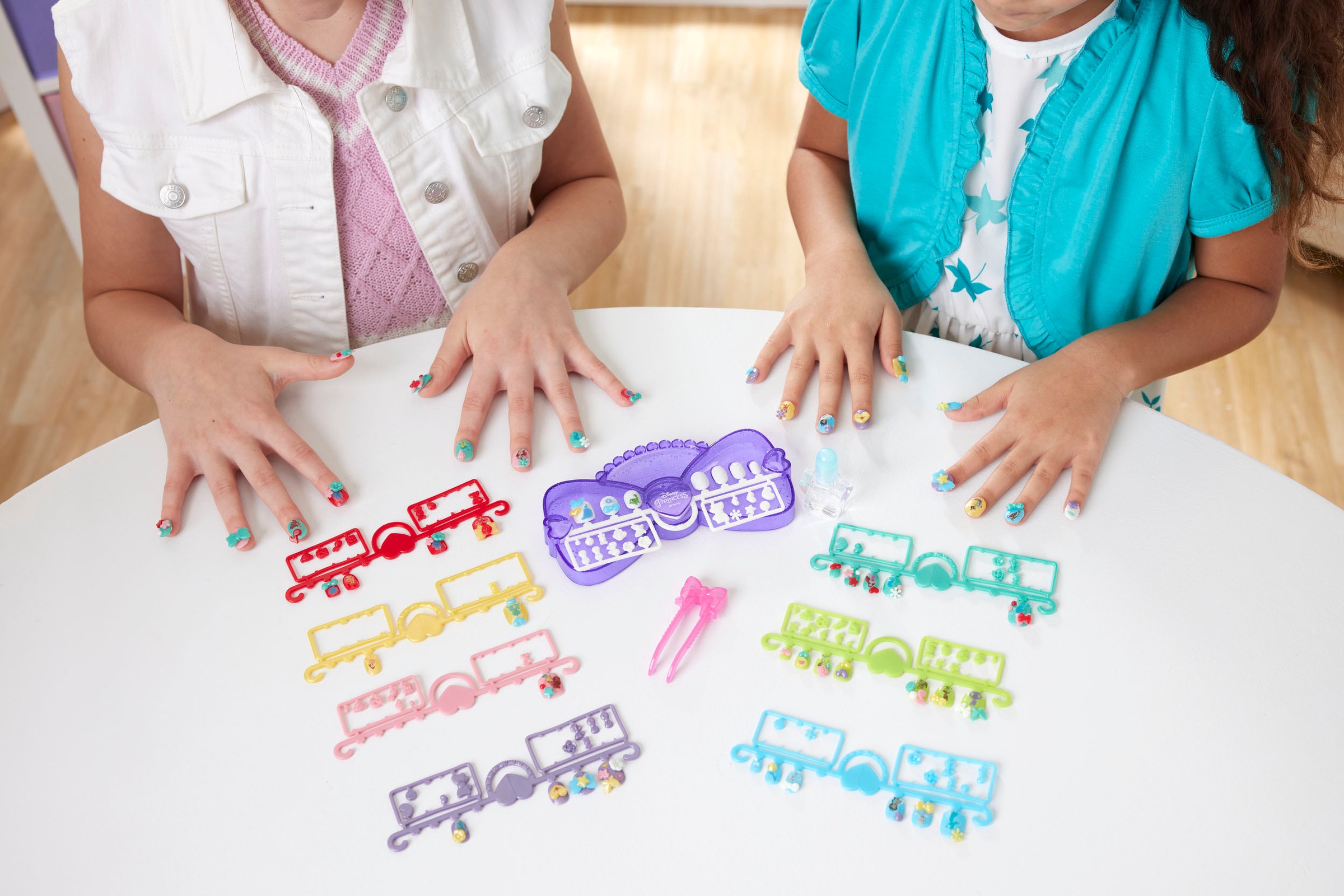 Aquabeads Kreativset »Disney Prinzessin Nagelstudio«