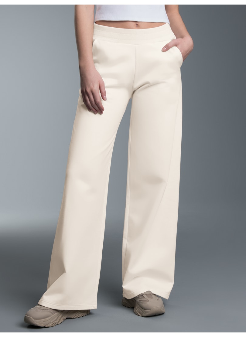 Trigema Jerseyhose »TRIGEMA Jogginghose mit weitem Bein«, (1 tlg.)