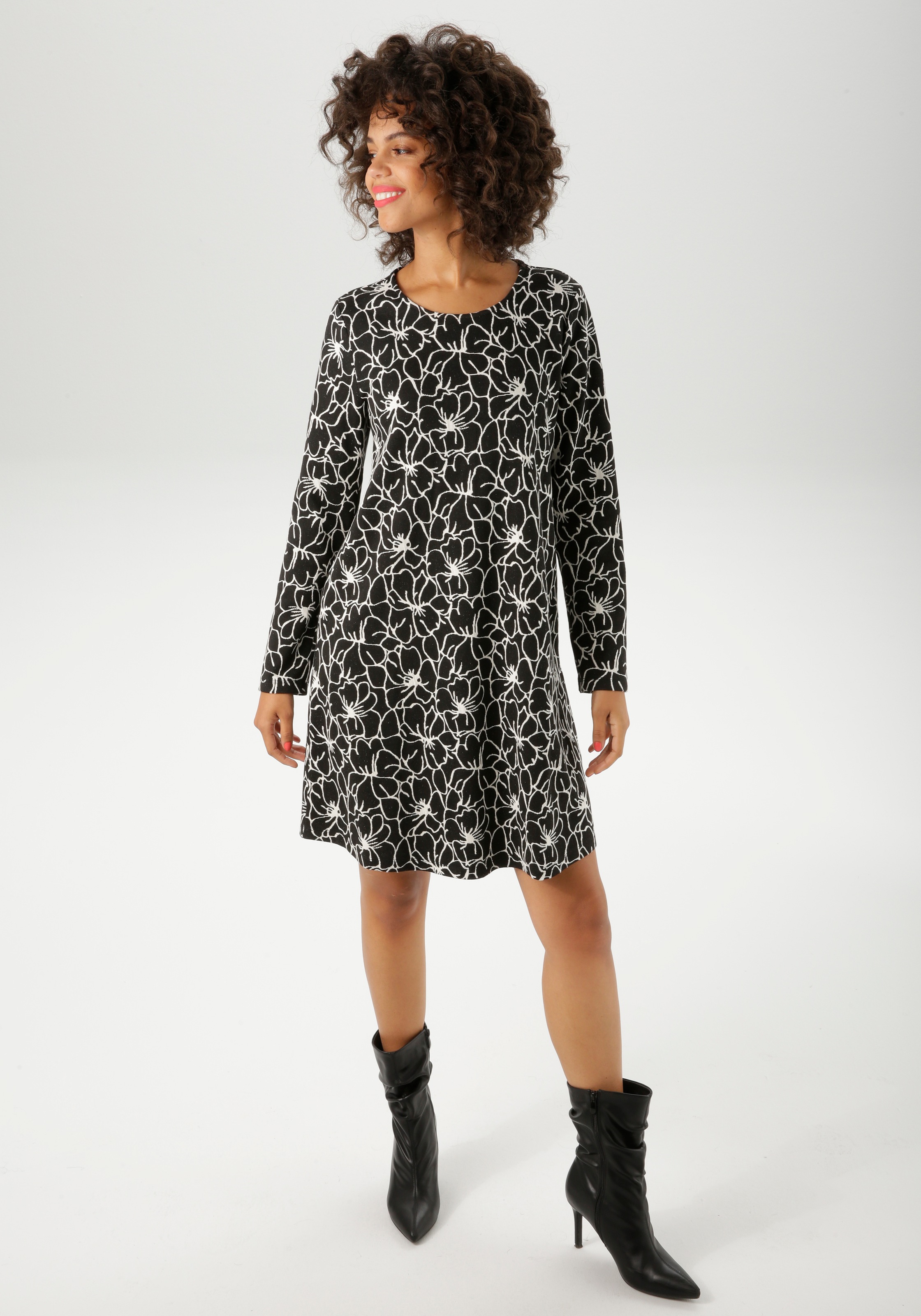 Aniston CASUAL Jerseykleid, mit grafischen Blüten - jedes Teil ein Unikat - günstig online kaufen