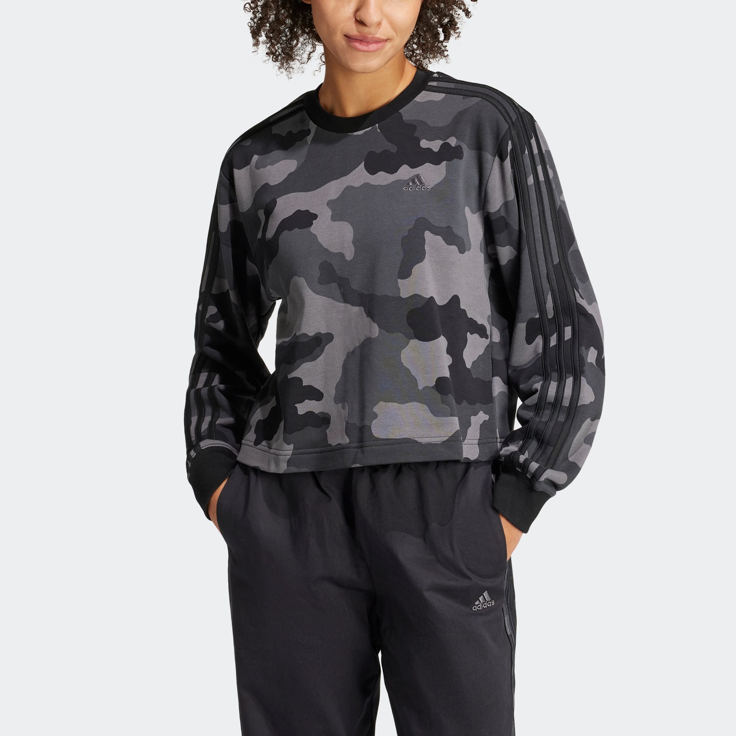adidas Sportswear Sweatshirt »W CAMO AOP SWT«