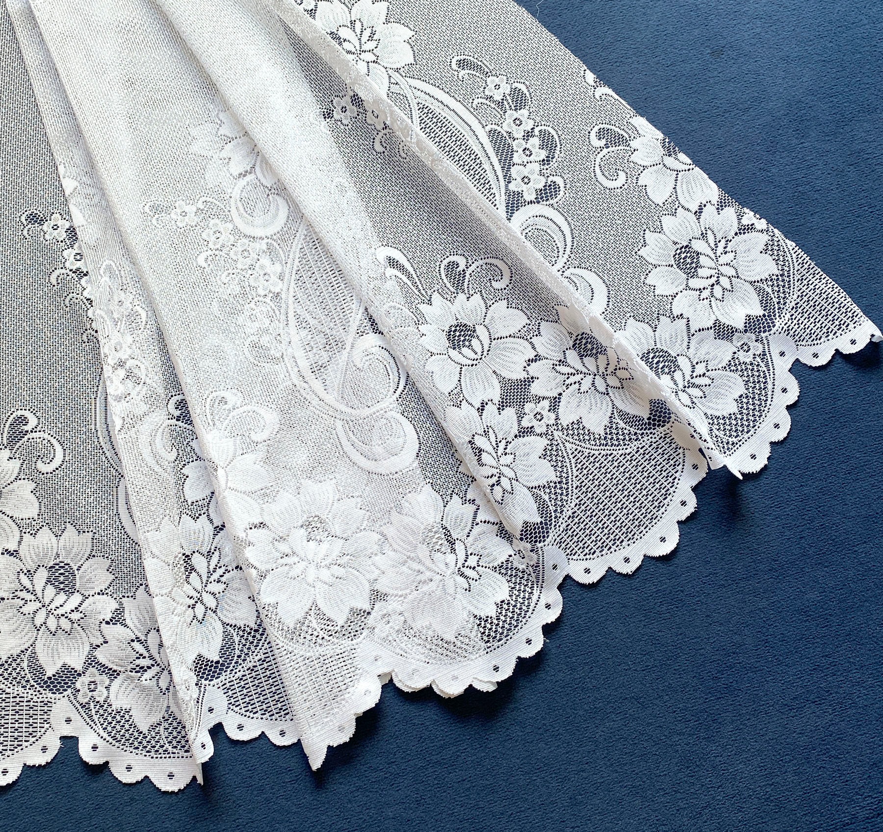 Thumbnail - Weckbrodt Gardine "Chelsea", (1 St.), Jacquard, strukturiert, halbtransparent, Bordüre,floral,Allover, Store