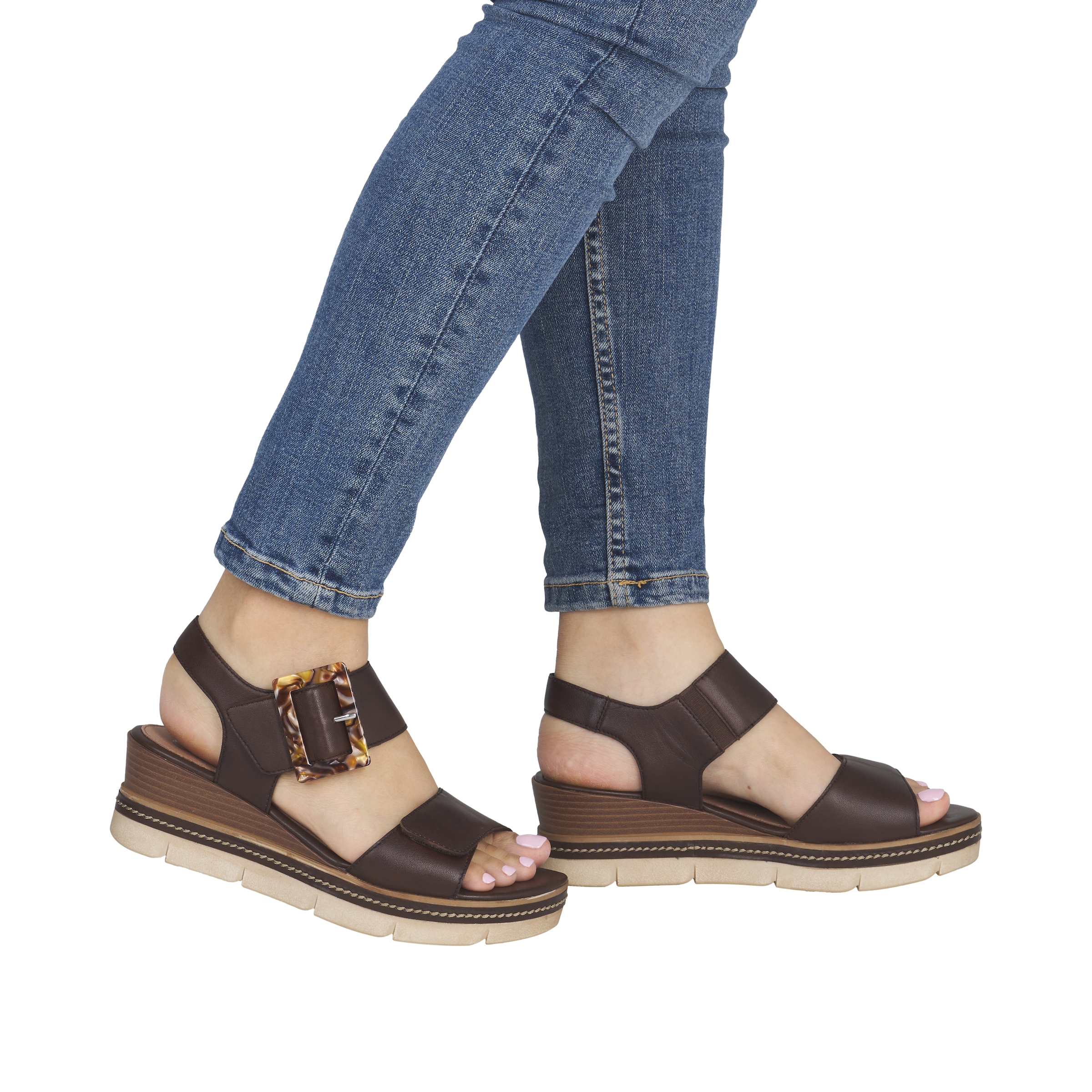 Remonte Keilsandalette »Elisabeth Hurley-Collection«  Keilabsatz, Riemensandale, Sommerschuh, auffällige Zierschnalle