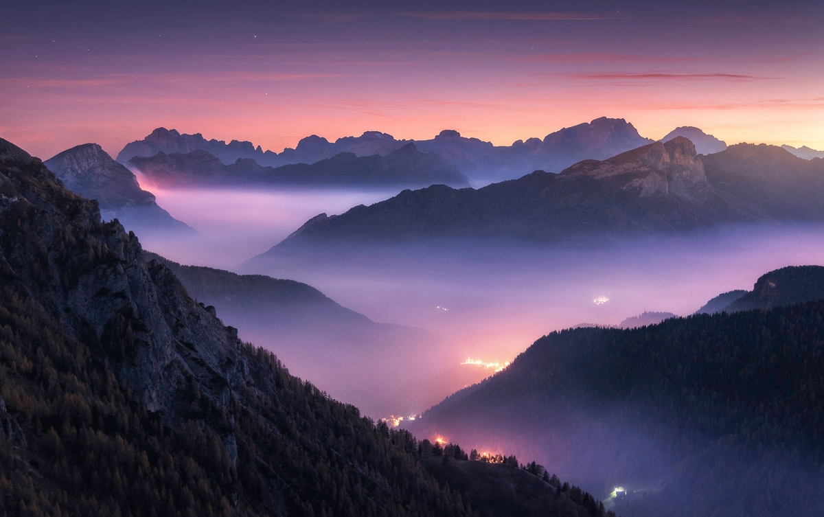 Fototapete »Terrasse am Berg«