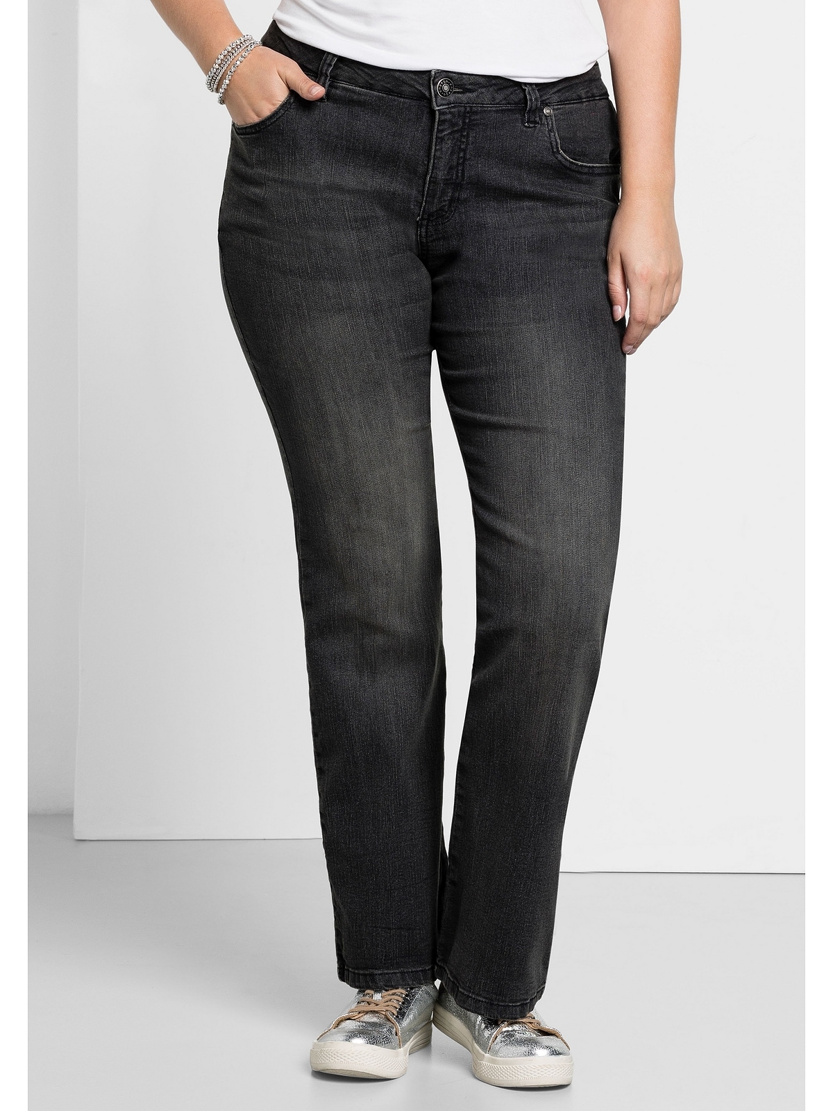 | kaufen Größen«, 5-Pocket-Form, Sheego mit Bootcut-Jeans Used-Effekten in »Große BAUR