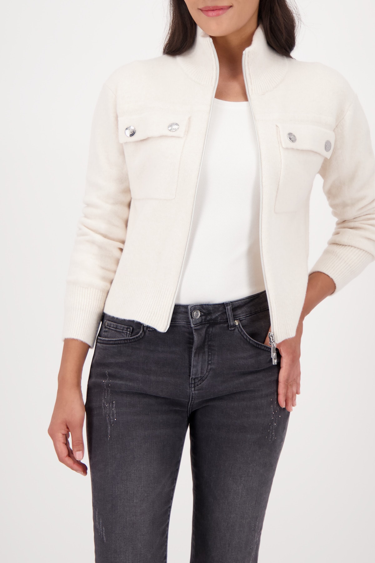 Monari Strickjacke "Jacke Strickjacke" Körpernahe Passform mit Stehkragen günstig online kaufen