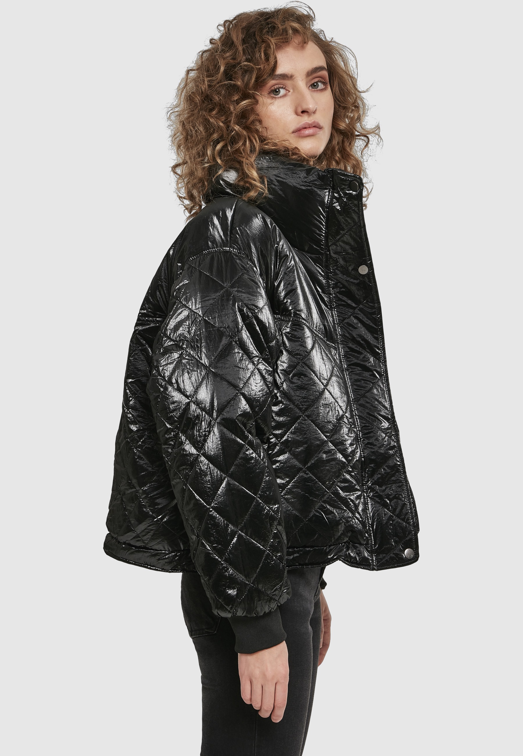 URBAN CLASSICS Winterjacke »Urban Classics Damen« 1 Stk. tlg. ohne Kapuze