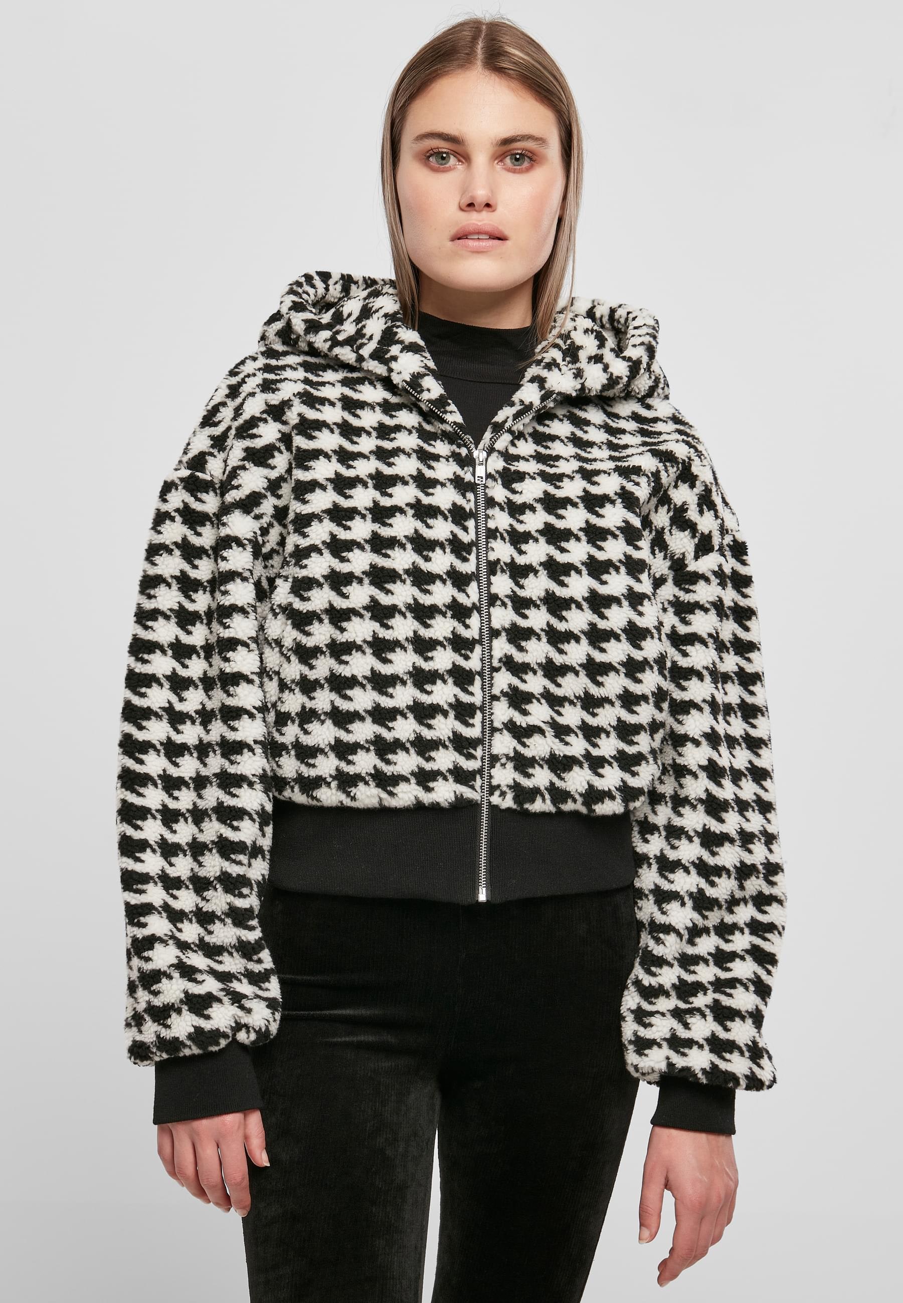 URBAN CLASSICS Allwetterjacke »Urban Classics Damen Ladies Short Oversized AOP Sherpa Jacket«, (1 St.), mit Kapuze
