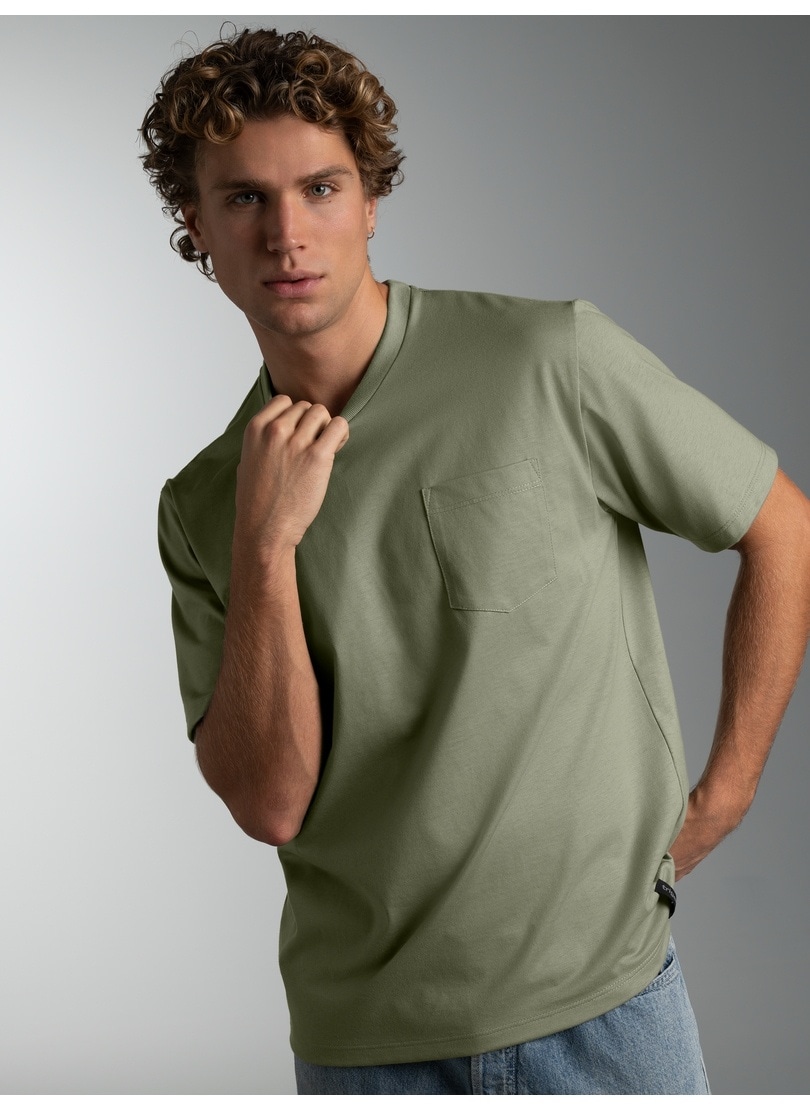 Trigema T-Shirt "TRIGEMA T Shirt aus Biobaumwolle mit Brusttasche" 1