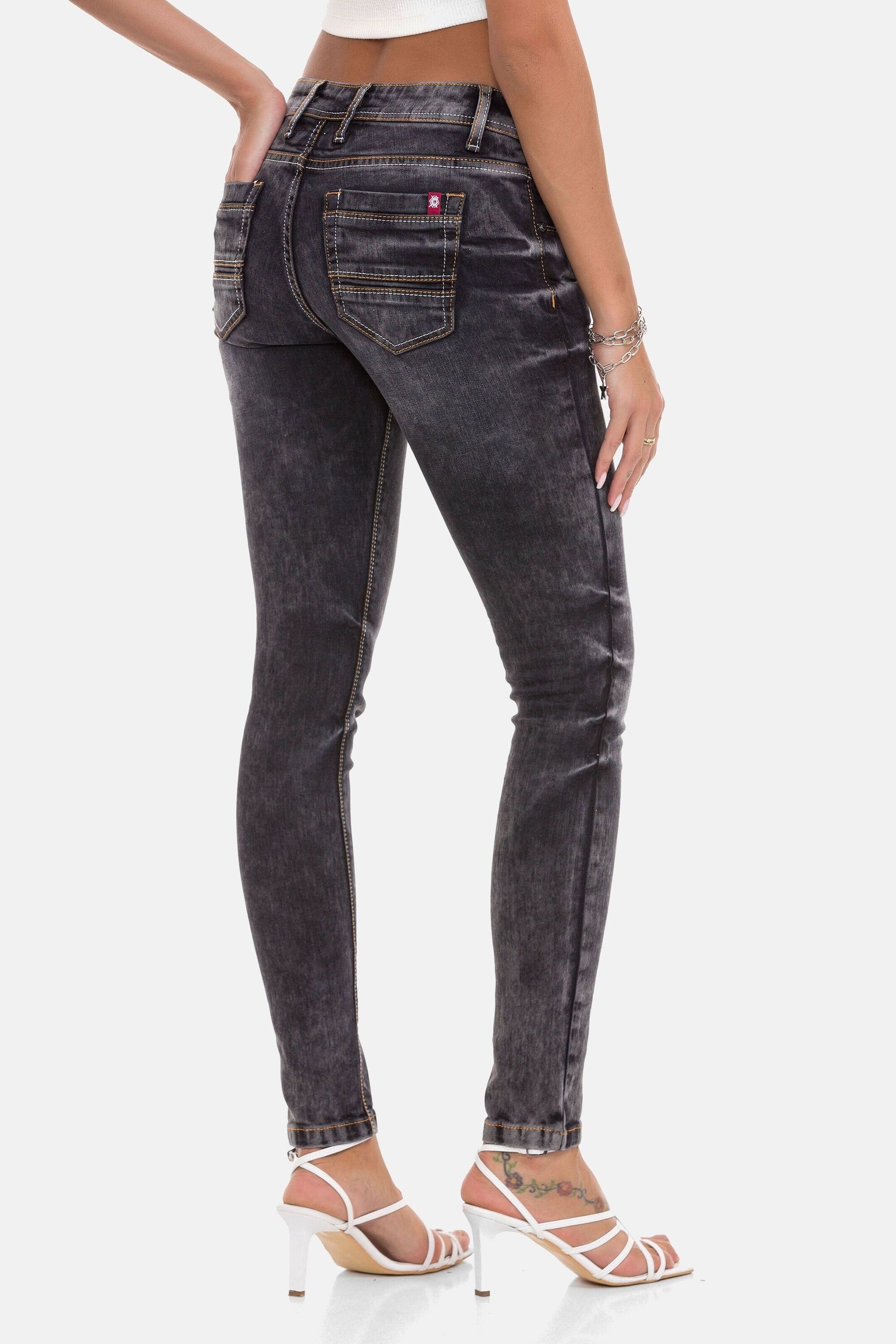 Cipo & Baxx Slim-fit-Jeans »Jeans«, im Used-Look, WD443