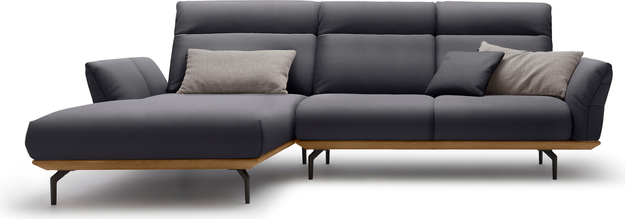 Creation BY ROLF BENZ Ecksofa "CR.460 Designsofa, verstellbare Rückenlehne, hochwertig & bequem" Sockel in Nussbaum, Winkelfüße in Umbragrau, Breite 298 cm