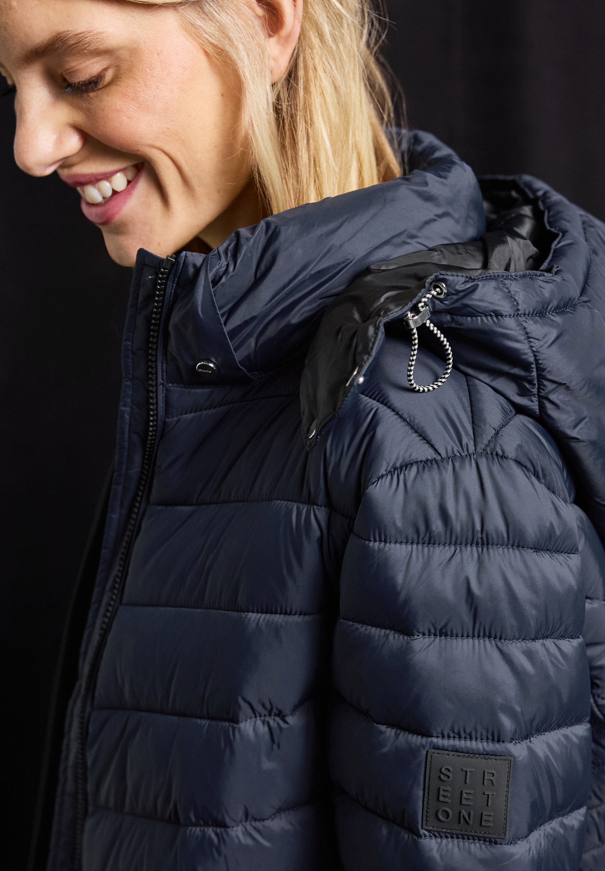 STREET ONE Steppjacke mit Kapuze mit Kapuze mit Gummizug