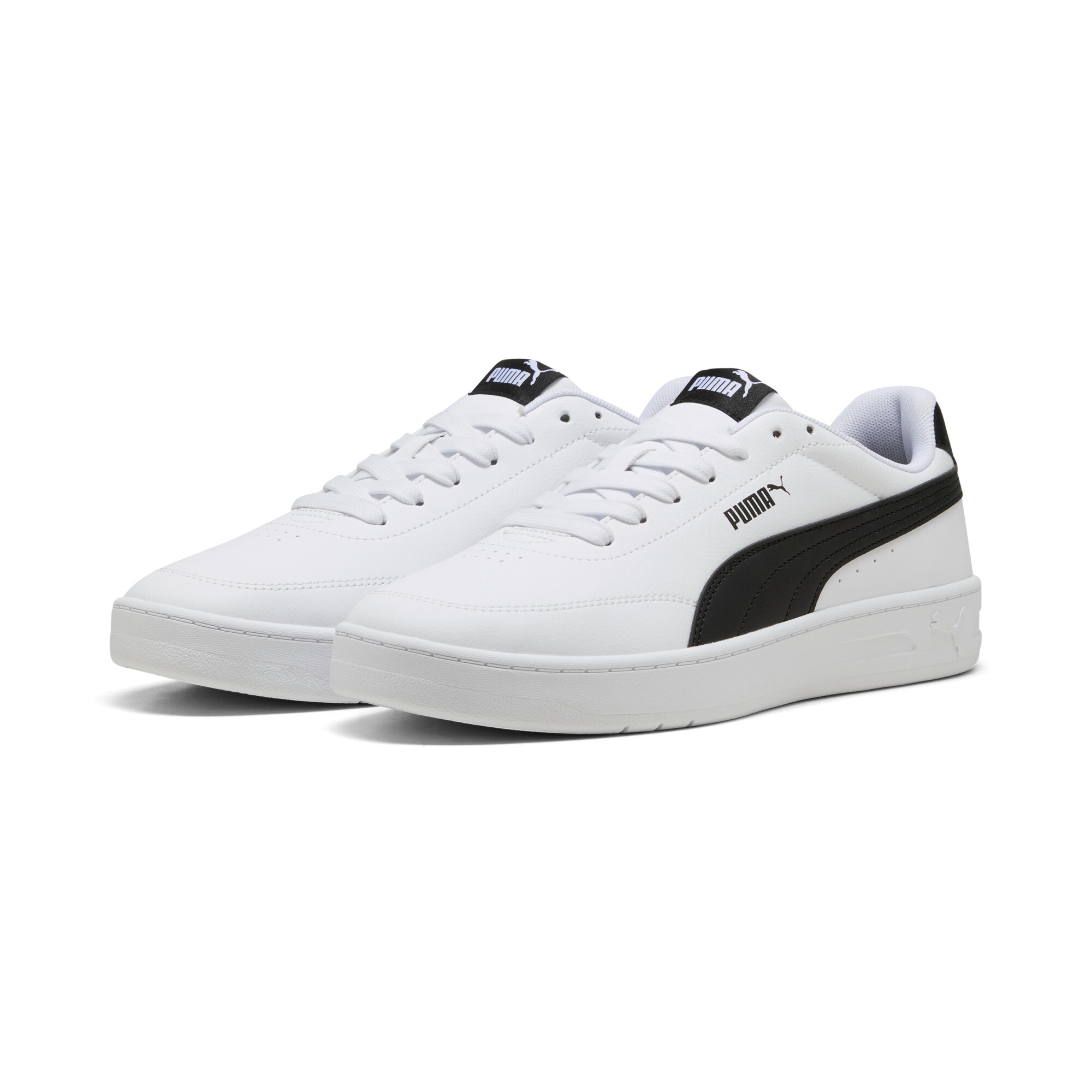 PUMA Sneaker "COURT CLASSIC CLEAN" mit SoftFoam+ Innensohle, mit Synthetik-Obermaterial, mit Schnürung