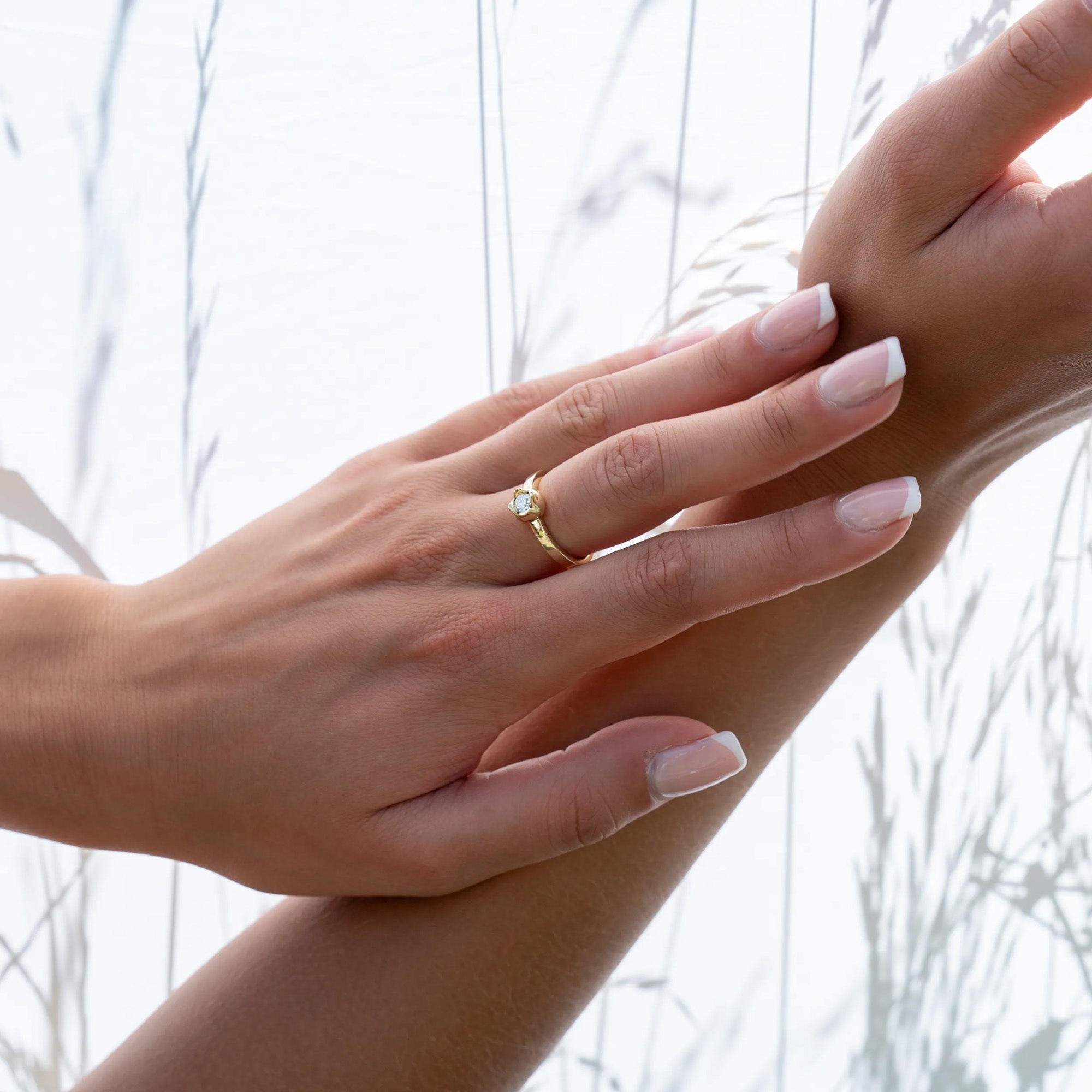 LYOMI Fingerring »585/- Gelbgold 1 synth. Diam. 0,25ct.«