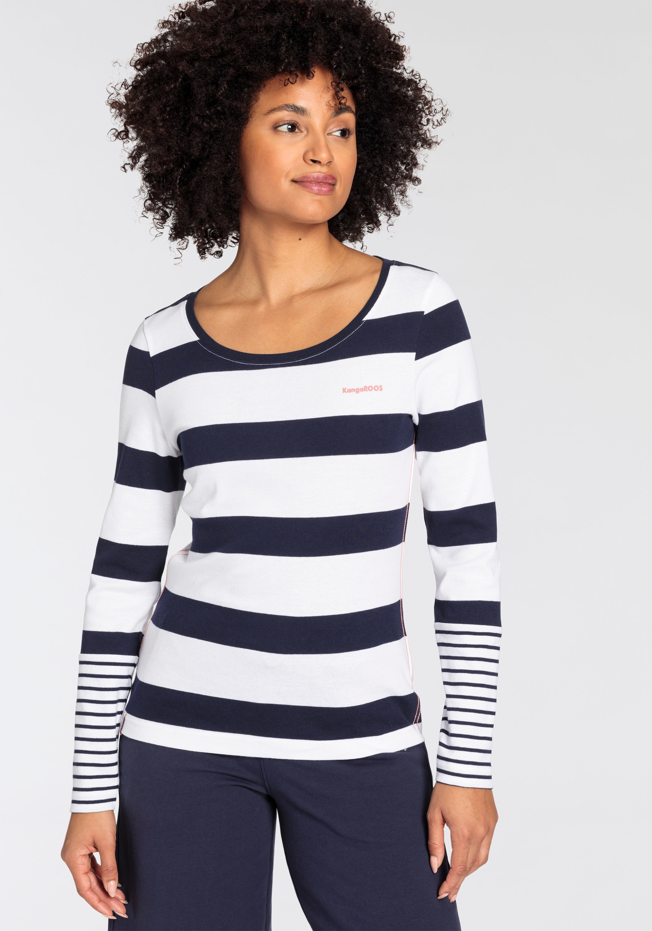 KangaROOS Langarm, sehr figurbetonte Passform, aus 100% Baumwolle günstig online kaufen