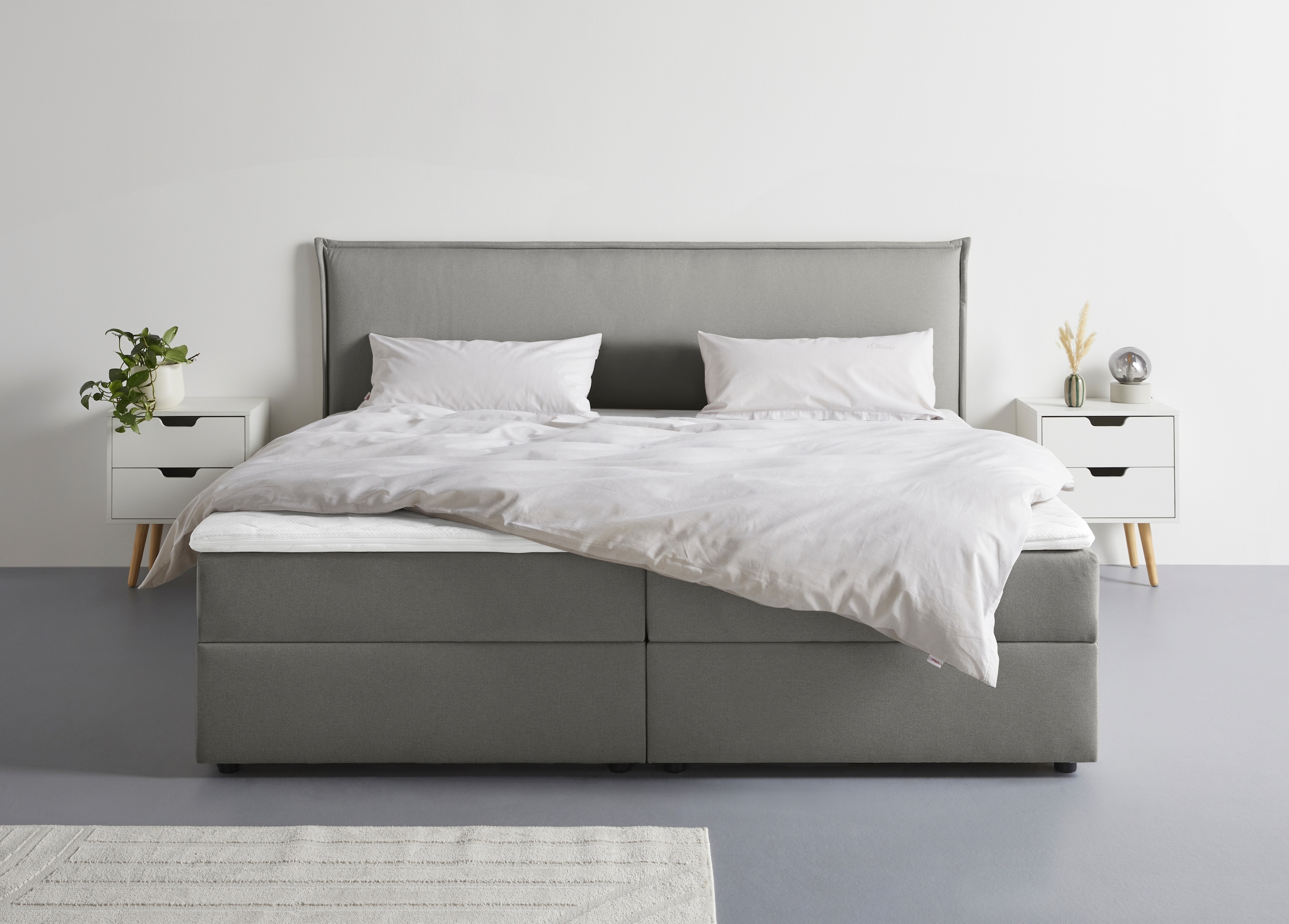 s.Oliver Alissia Upholstered Bed Anthracite 218x206cm