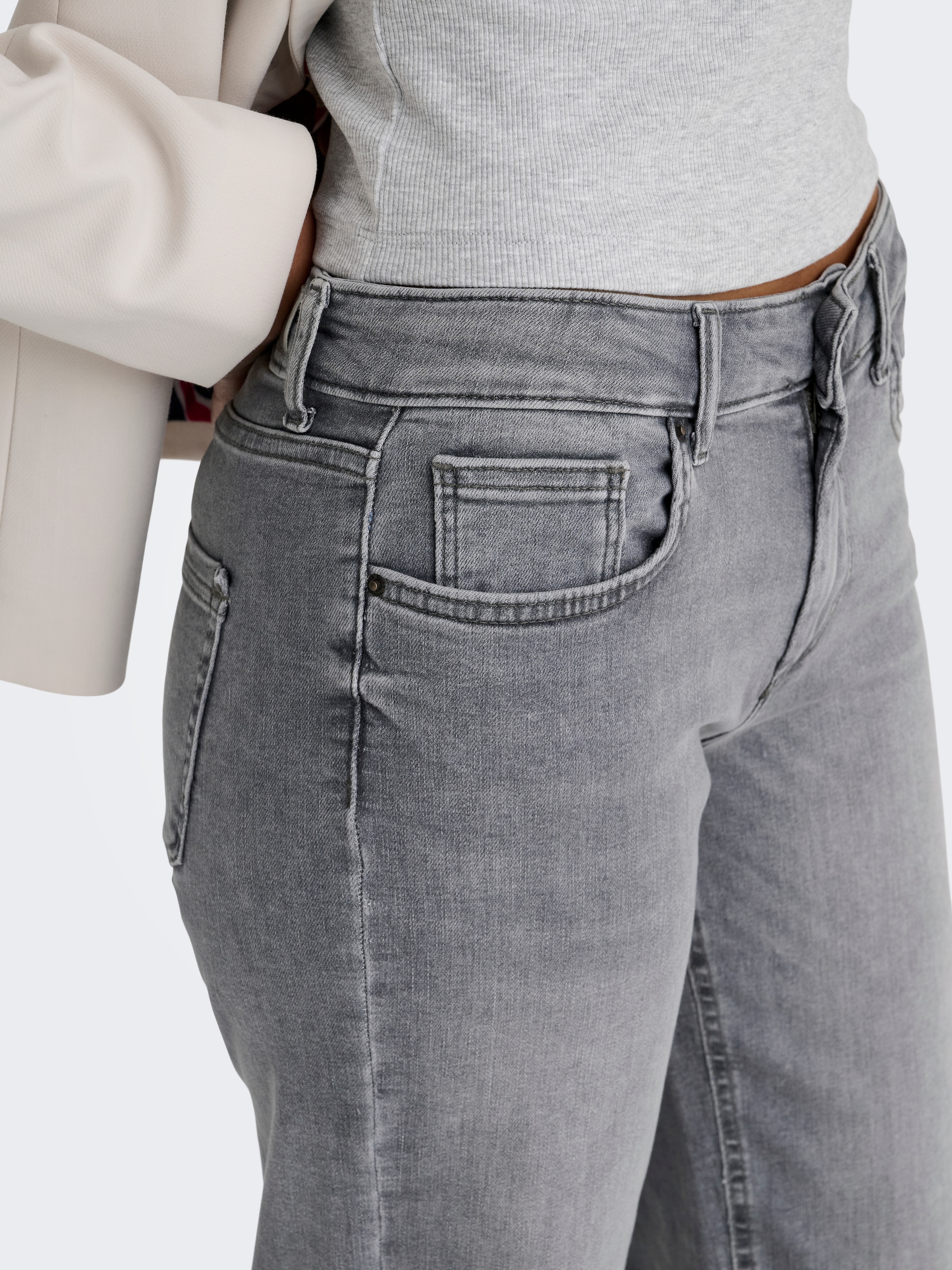 ONLY Straight-Jeans »ONLBLUSH MID STRAIGHT DNM TAI0918 NOOS«