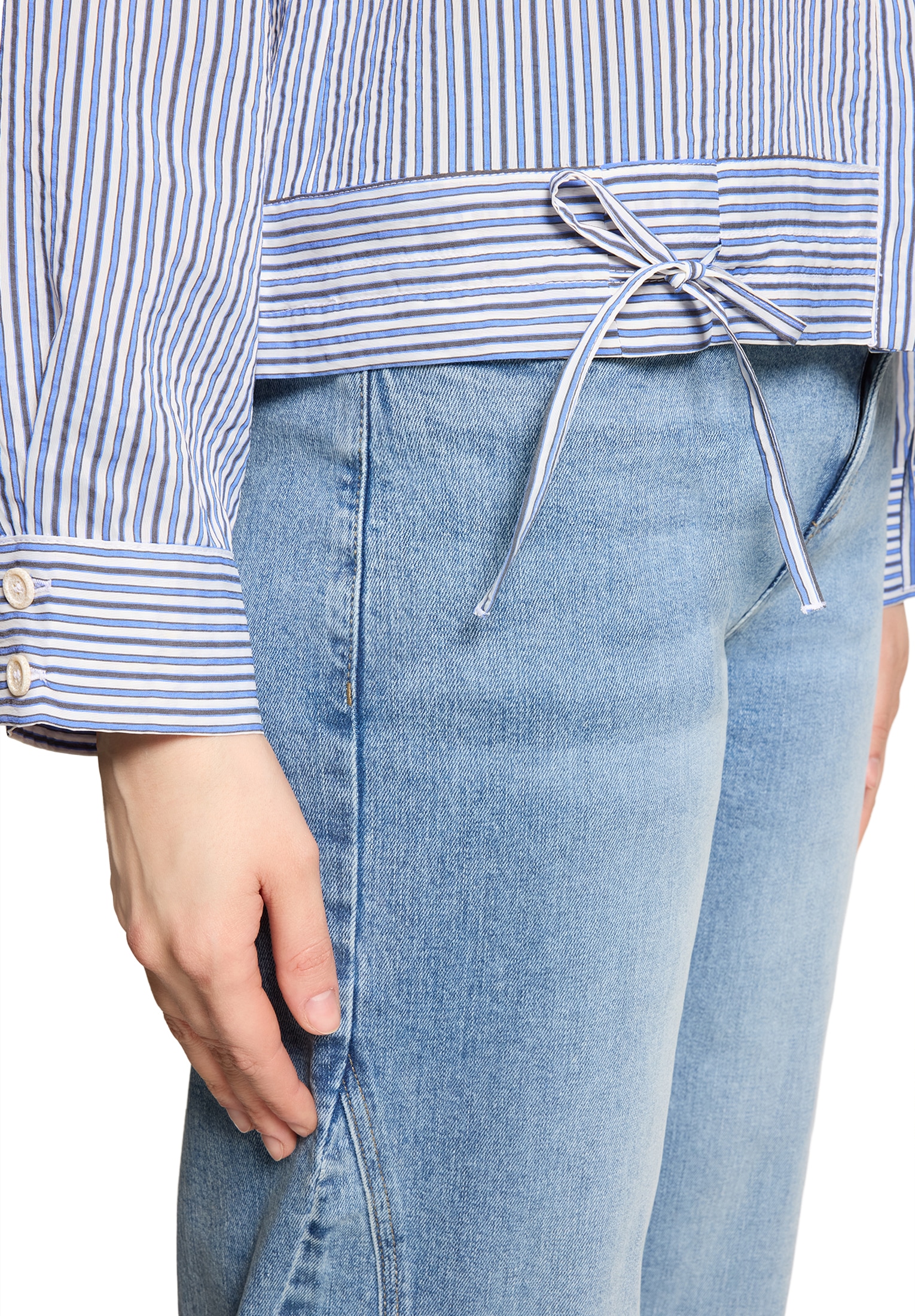Cartoon Klassische Bluse »Damen mit Raffung«