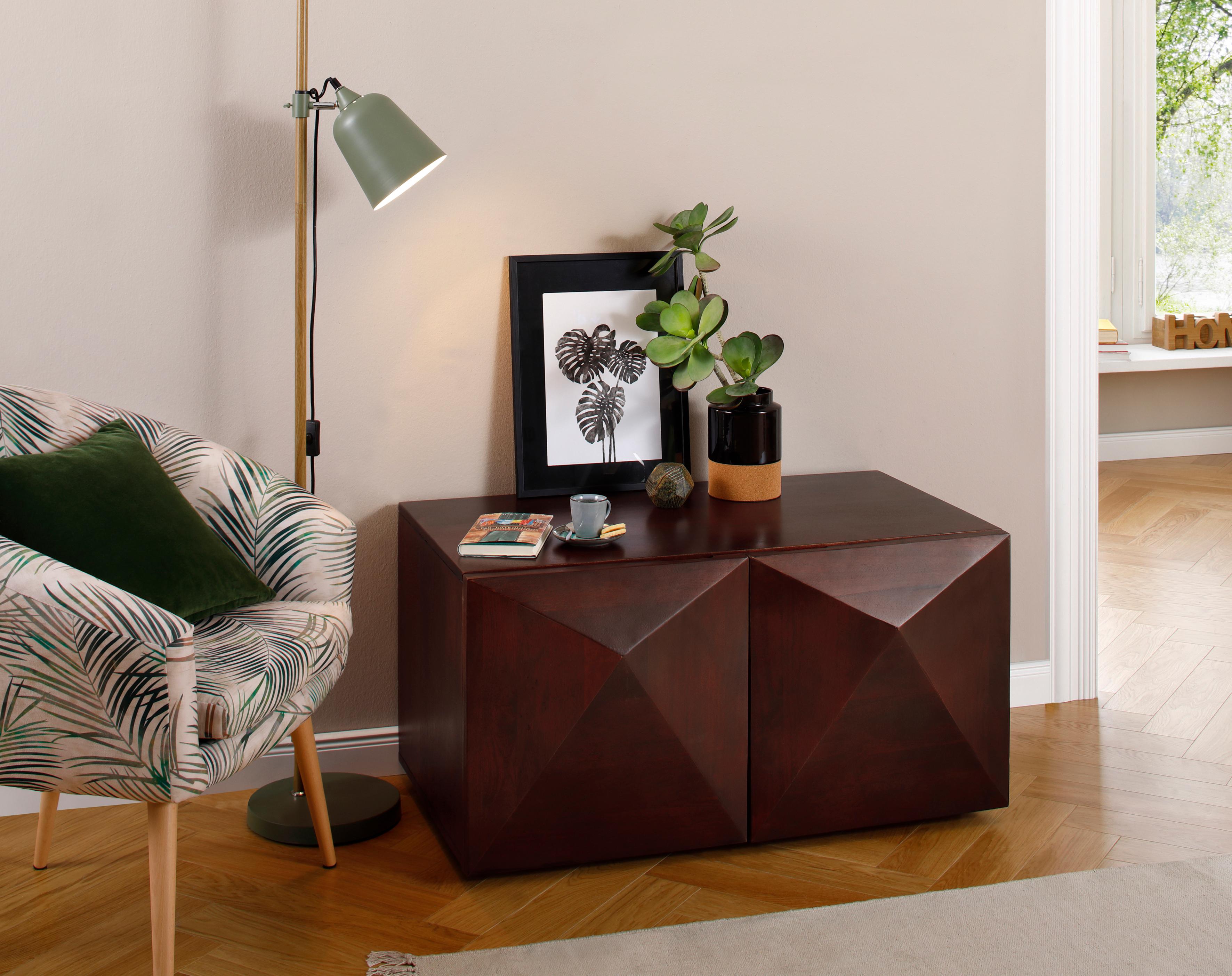 OTTO home Couchtisch "Diamond" aus massivem Mangoholz mit 3D-Optik auf den Außenseiten, Breite 90 cm