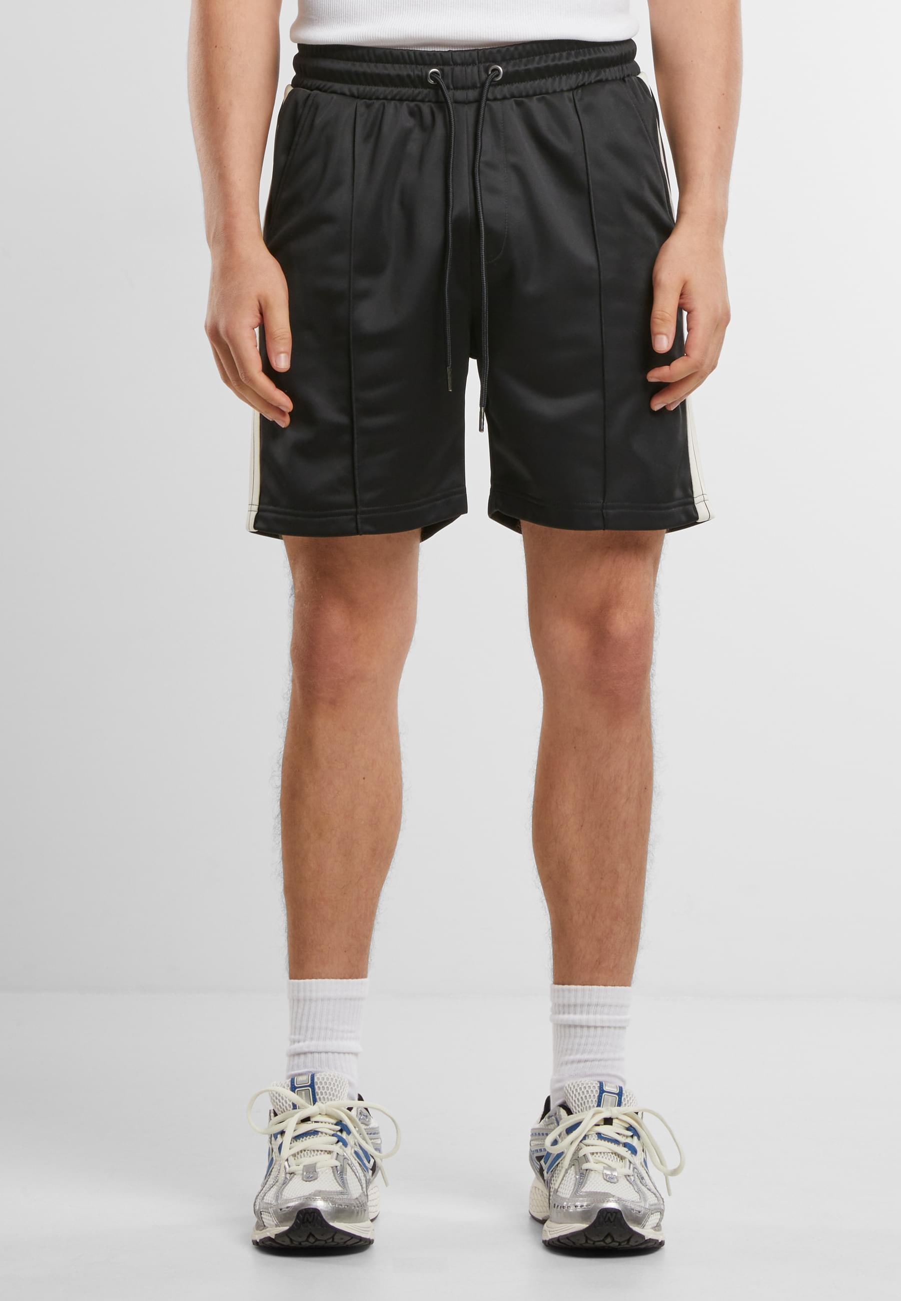 URBAN CLASSICS Shorts »Urban Classics Tennis Core Shorts«, (1 tlg.)