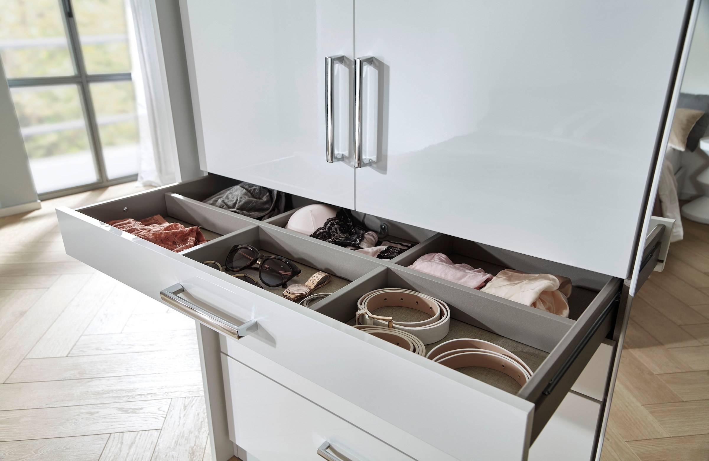 rauch Schrank-Set »Kleiderschrank Schrank Garderobe Garderobenschrank Eckschrank HOMBURG«, viel Stauraum, oberer Schubkasten mit Einteilung MADE IN GERMANY
