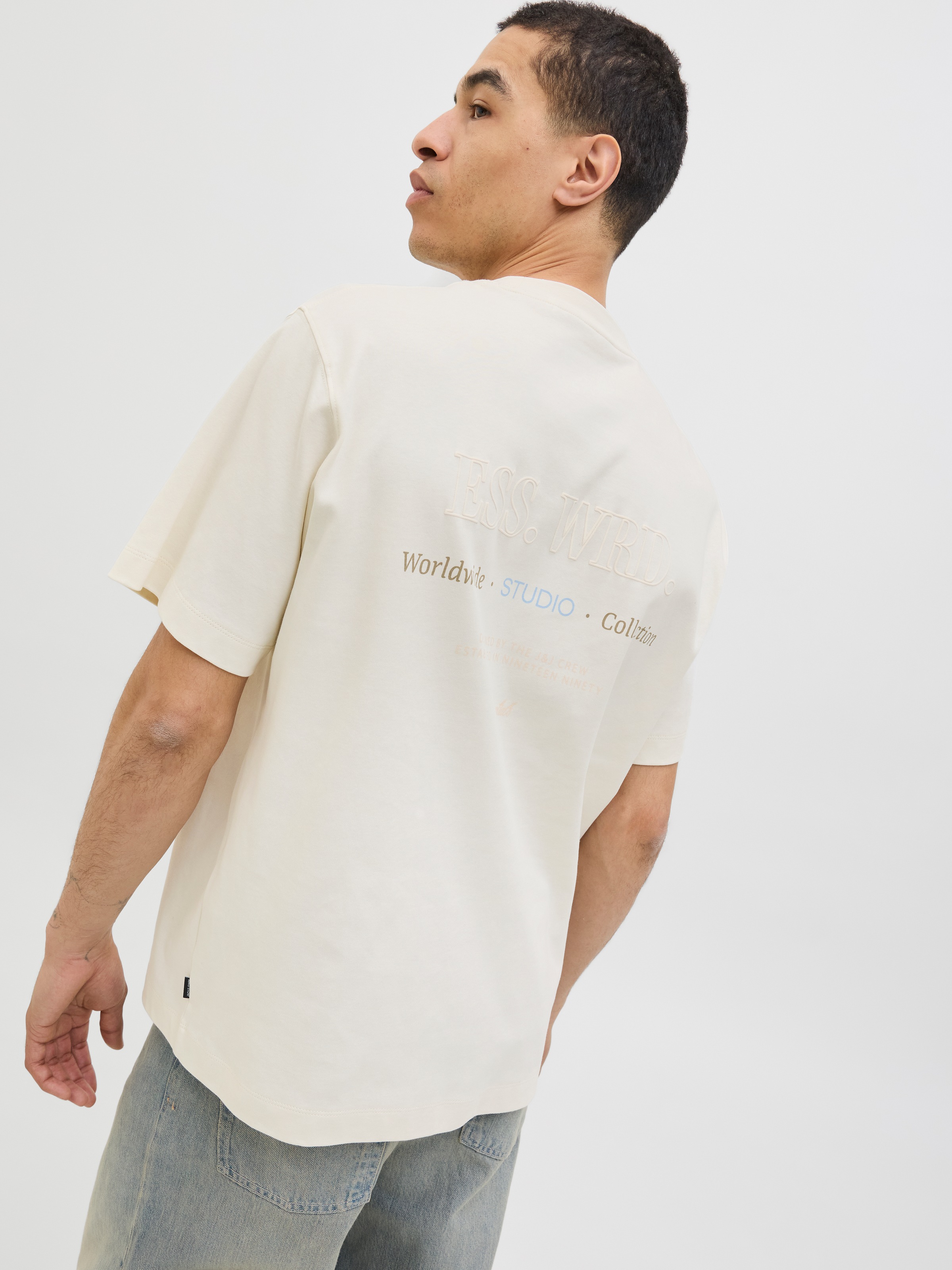Jack & Jones Rundhalsshirt "JJEURBAN EDGE STUDIO TEE SS O-NECK NOOS", mit F günstig online kaufen
