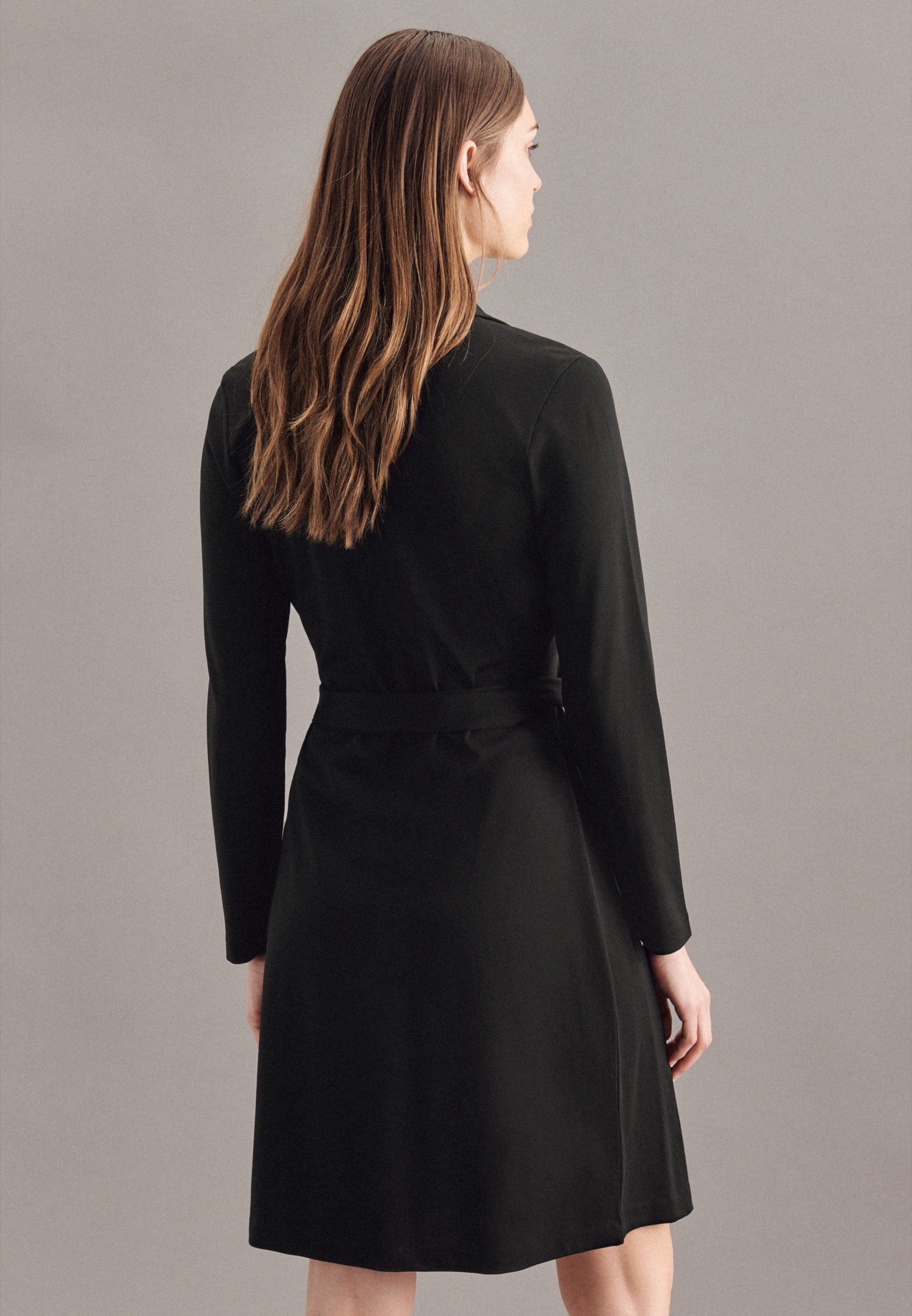 seidensticker Sommerkleid »Schwarze Rose«, Langarm V-Neck Uni