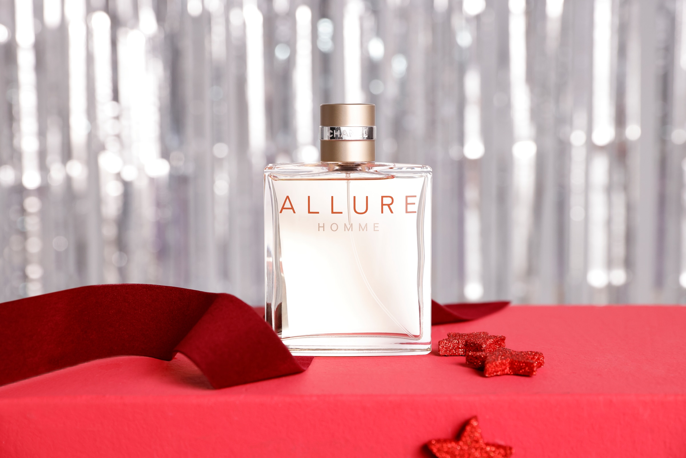 CHANEL Eau de Toilette »Allure Homme«, mit extravaganten Aromen