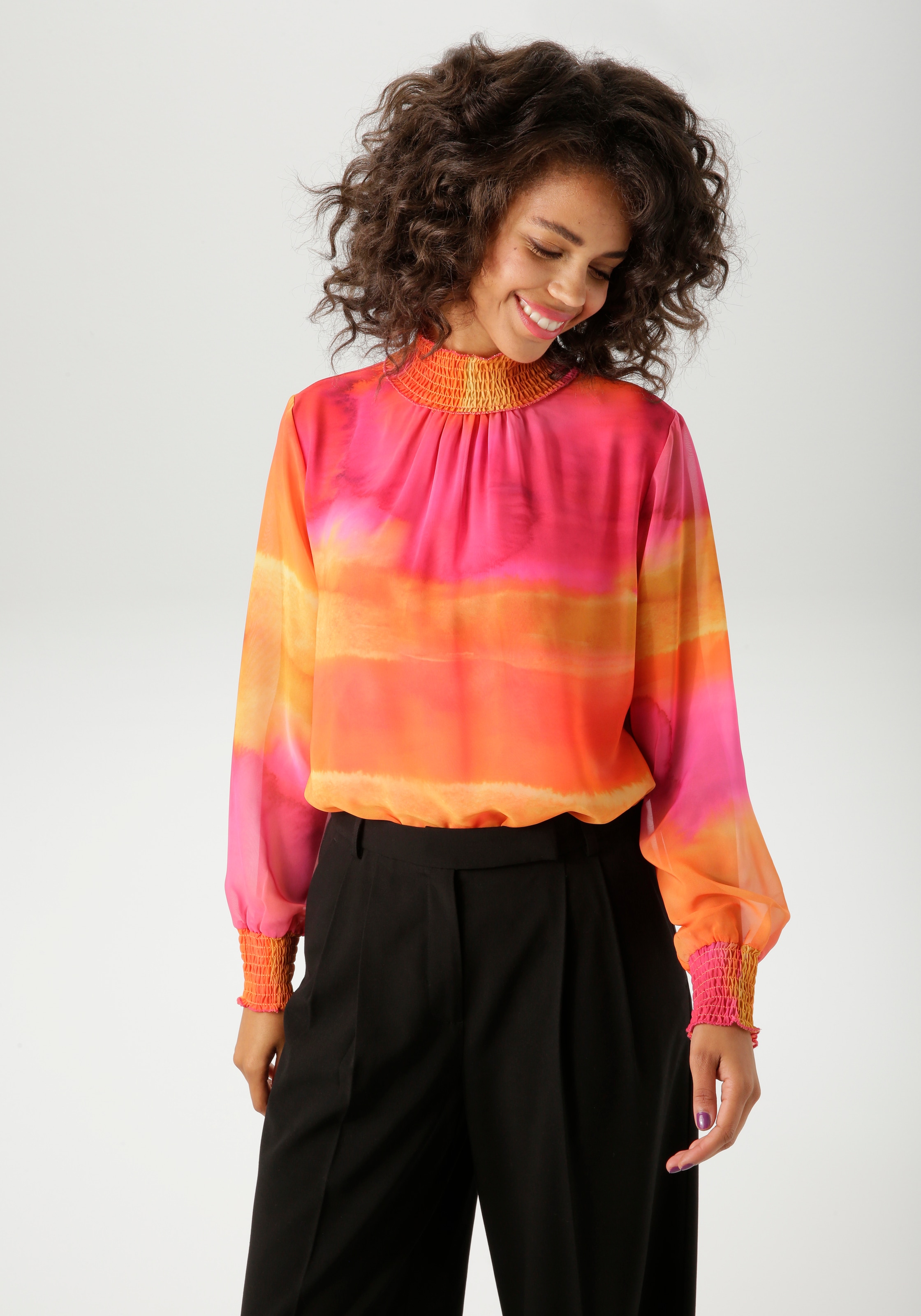 Aniston CASUAL Chiffonbluse, im farbenfrohen Batik-Dessin - jedes Teil ein Unikat - NEUE KOLLEKTION
