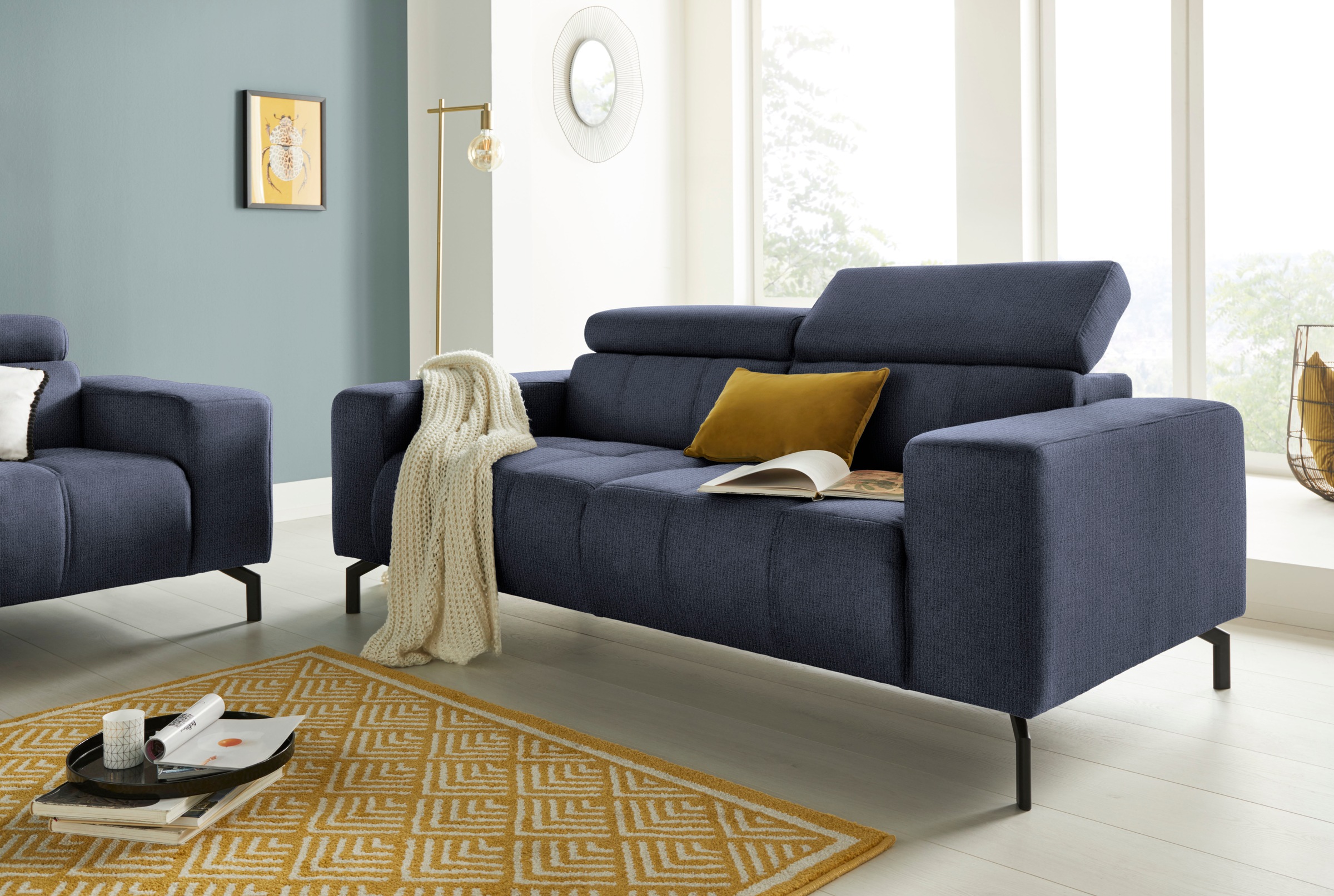 DOMO collection 2-Sitzer »Cunelli zeitlos und elegant, moderne Sitznähte als Designelement,«, wahlweise mit 6-fach verstellbaren Kopfteilen, fester Sitzkomfort
