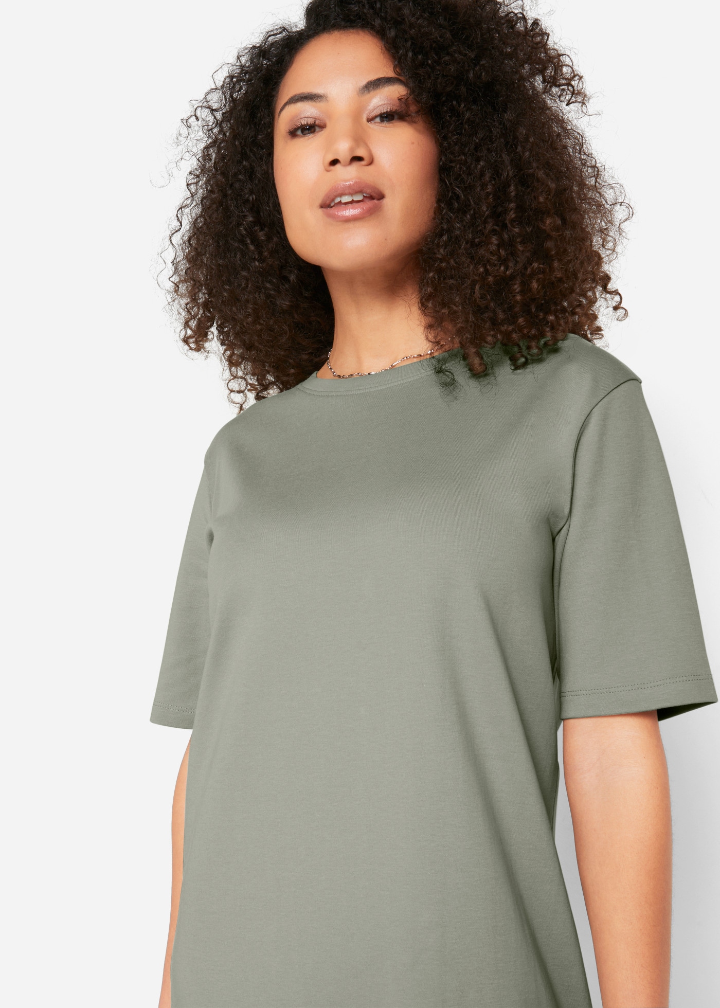 bonprix Shirtkleid »Oversize-T-Shirtkleid aus reiner Baumwolle (2er Pack)« Packung, 2 Stk. tlg. für Alltag, mit Rundhalsausschnitt, Kurzarm, Oversize Passform