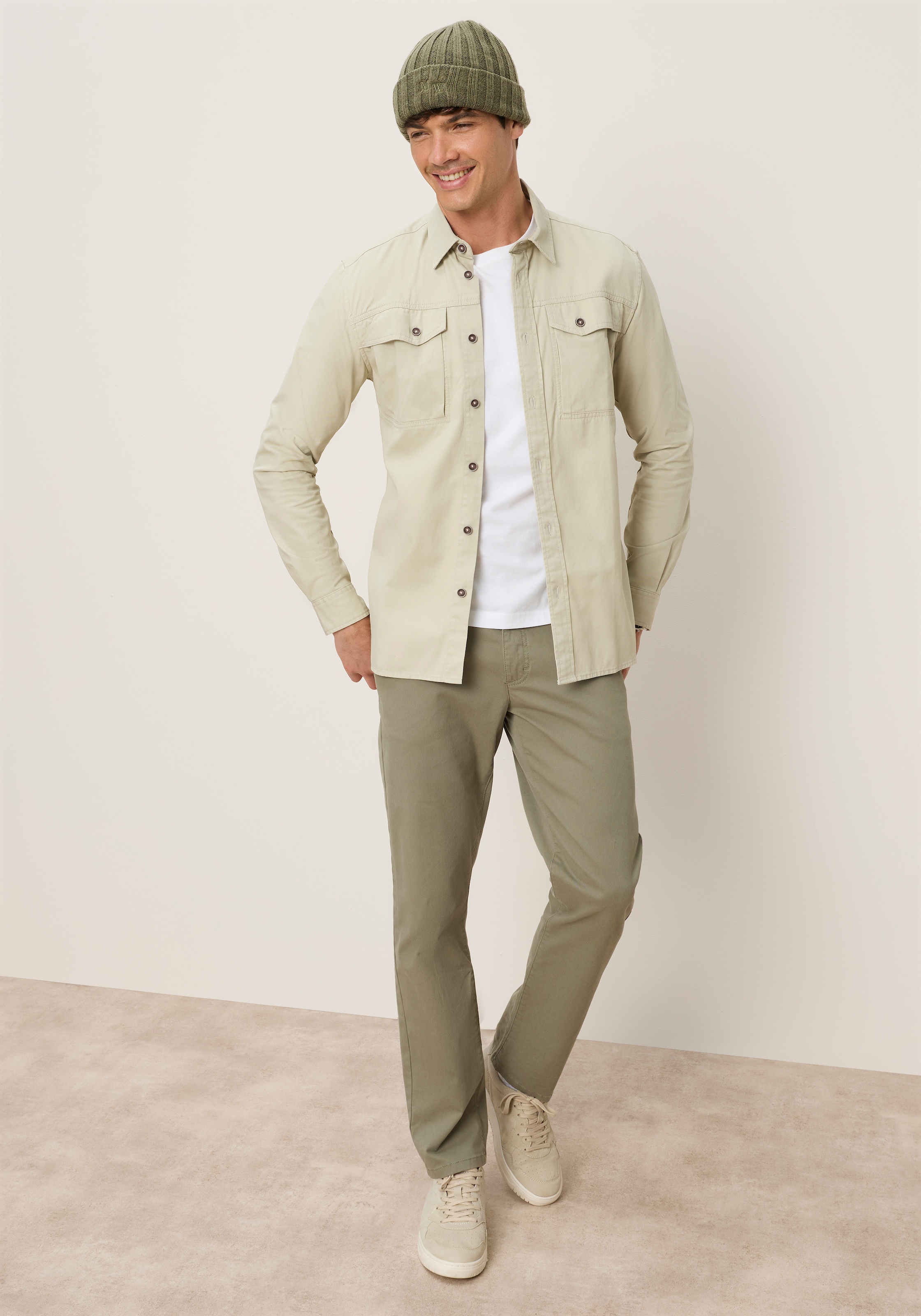 Man's World Langarmhemd »Markante Details mit modernem Charakter« Robuste Baumwollqualität, authentischer und vielseitiger Look.