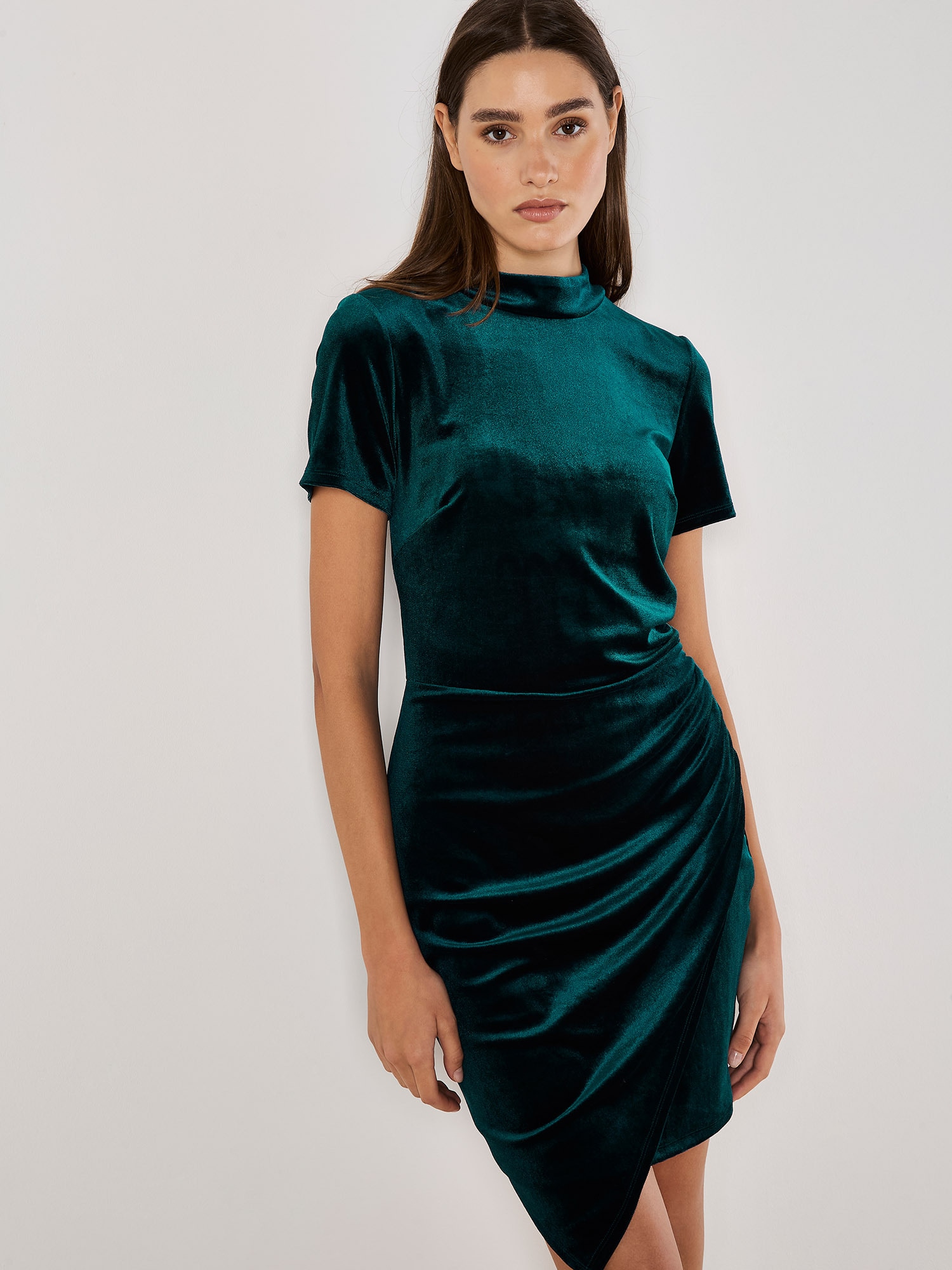 Apricot Minikleid "Minikleid aus Samt" mit Rüschen