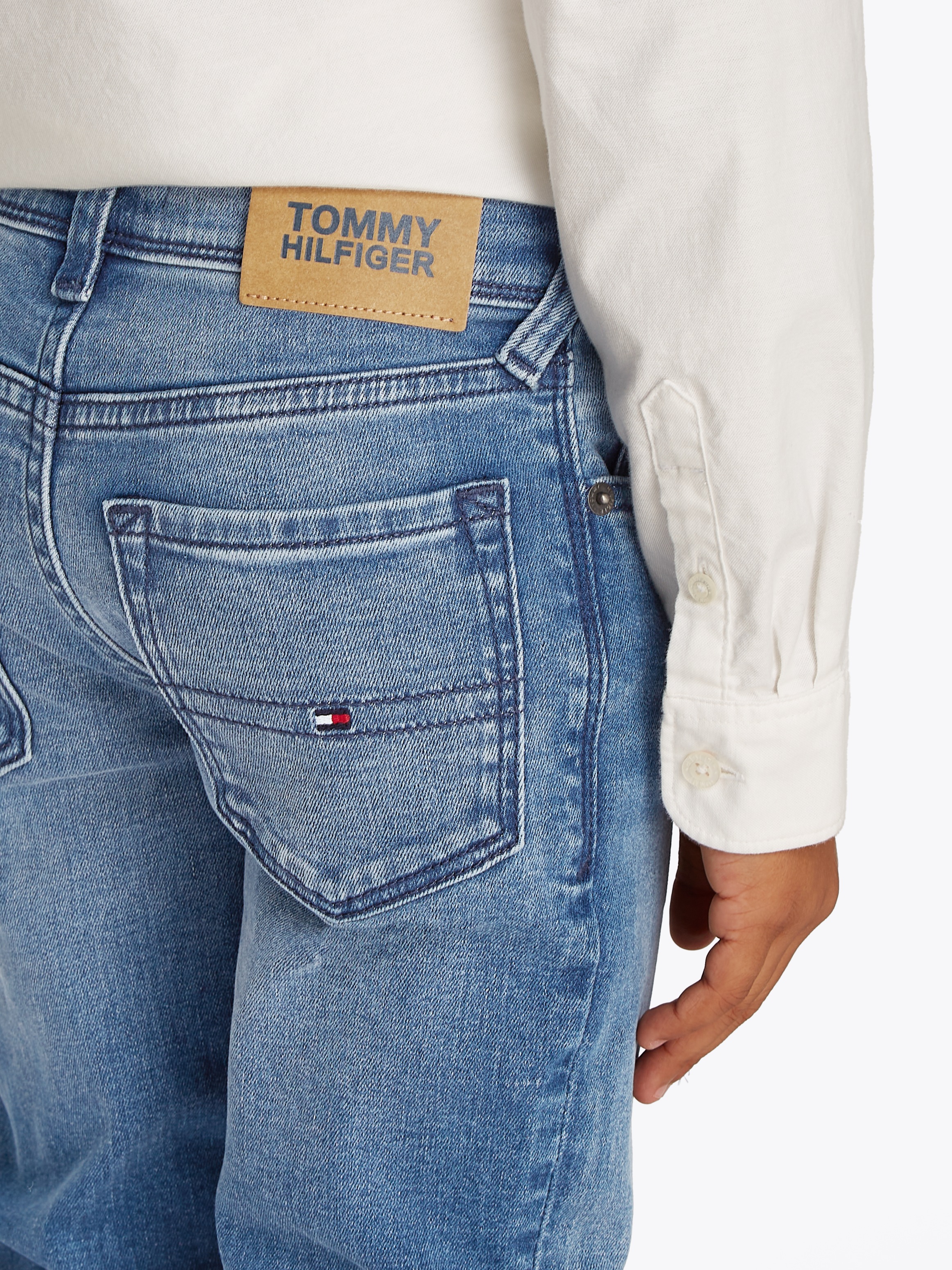 Thumbnail - Tommy Hilfiger Slim-fit-Jeans "SCANTON Y SLIM FIT DKBLUE JEANS" in blauer Waschung, mit Logo-Badge