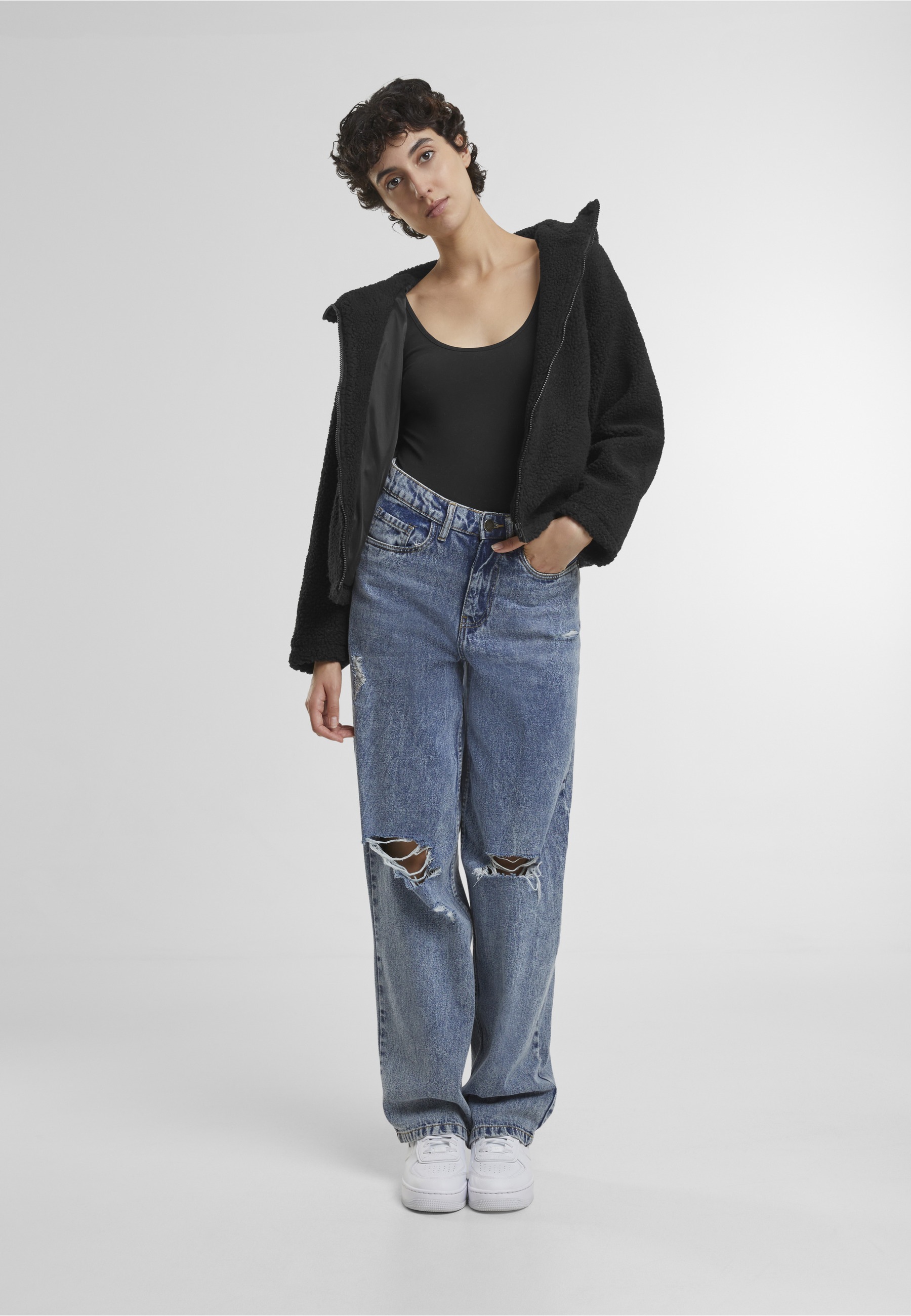 URBAN CLASSICS Allwetterjacke »Urban Classics Ladies Short Hooded Sherpa Jacket« 1 Stk. tlg. mit Kapuze