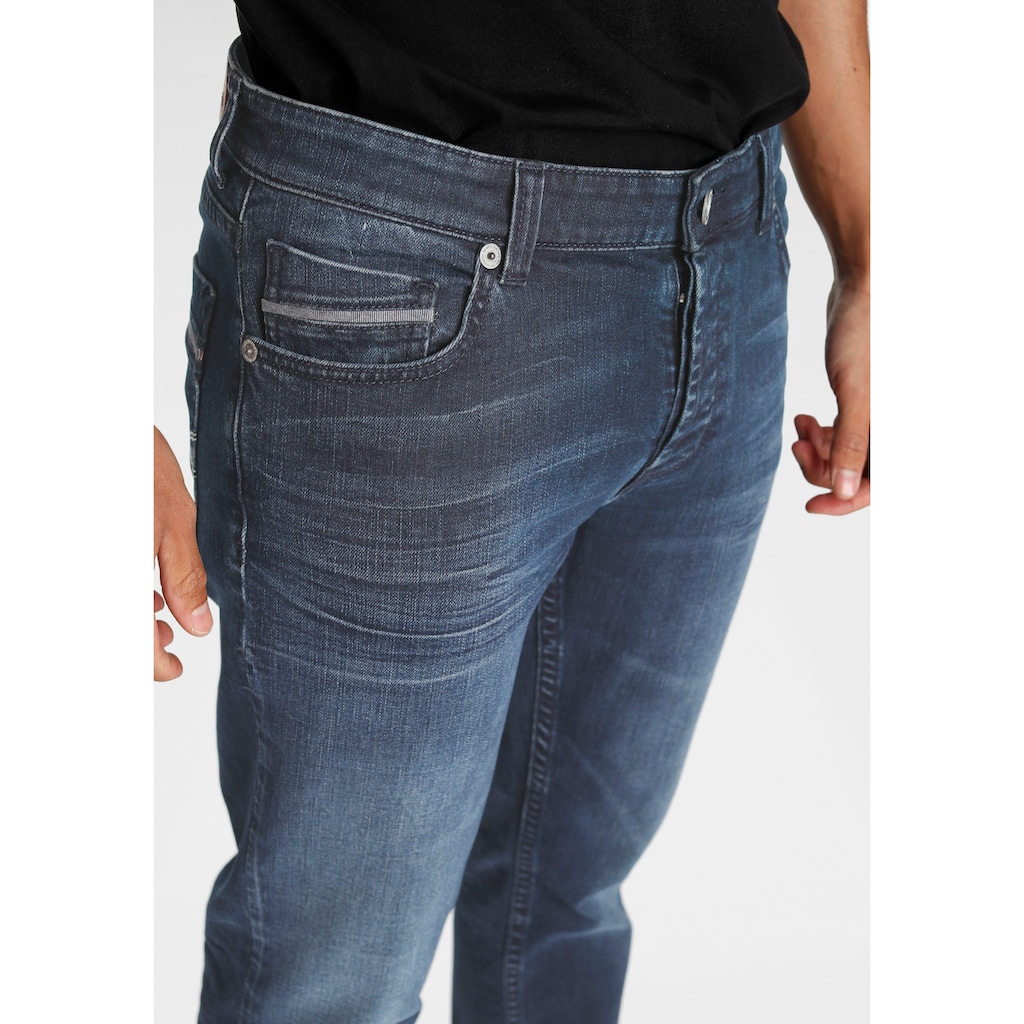 Bruno Banani Straight-Jeans »Dylan«