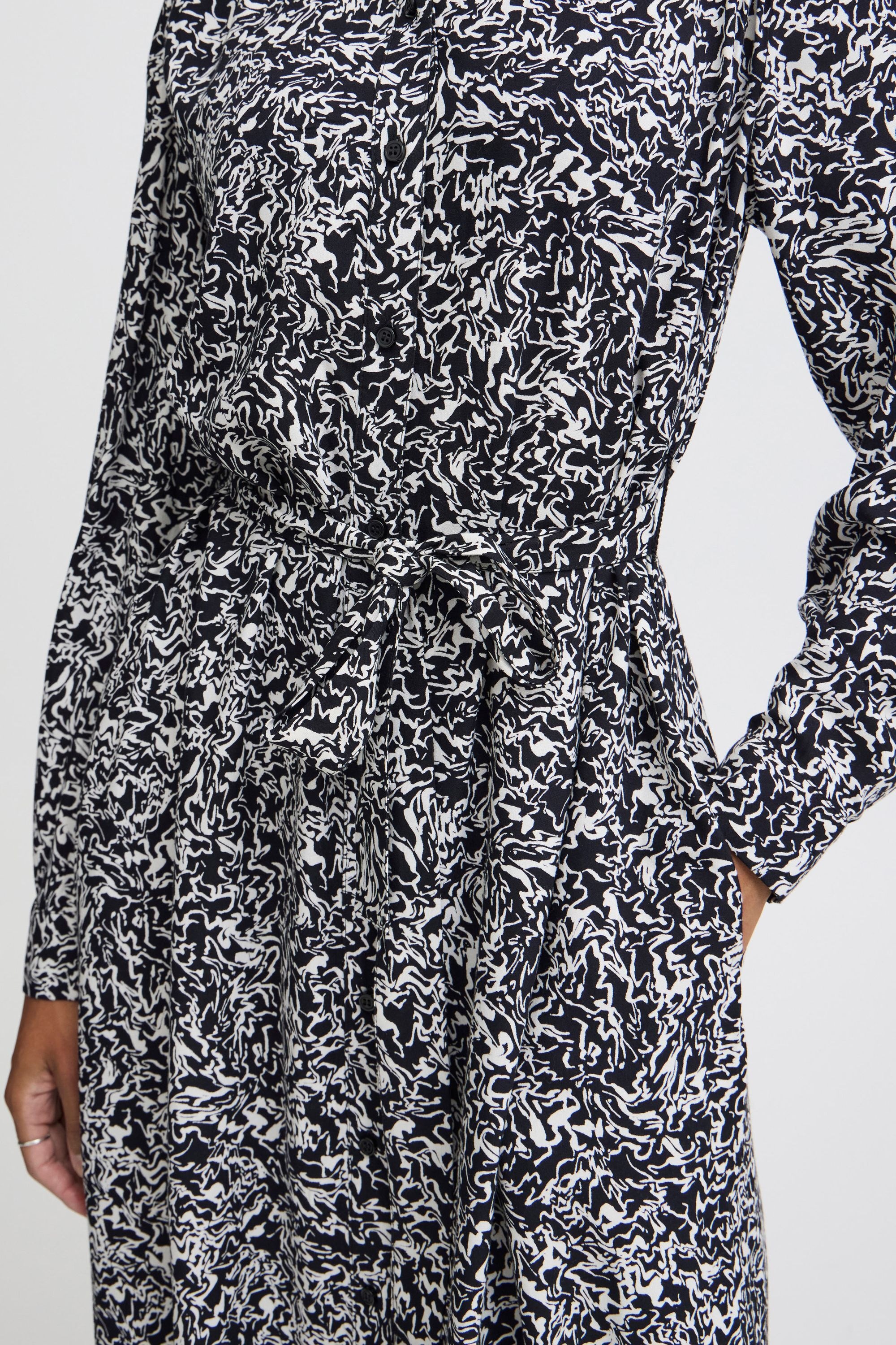 b.young Blusenkleid »Blusenkleid BYJOSA SHIRT DRESS 4 -«