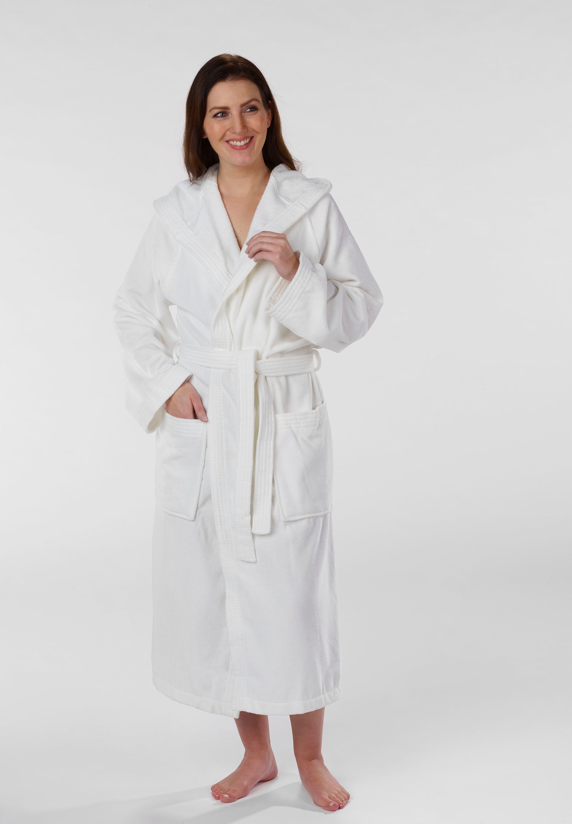 Biberna Unisex-Bademantel »Meike«, (1 St., mit Gürtel), Velours Bademantel für Damen & Herren, mit Kapuze, feine Samt-Optik