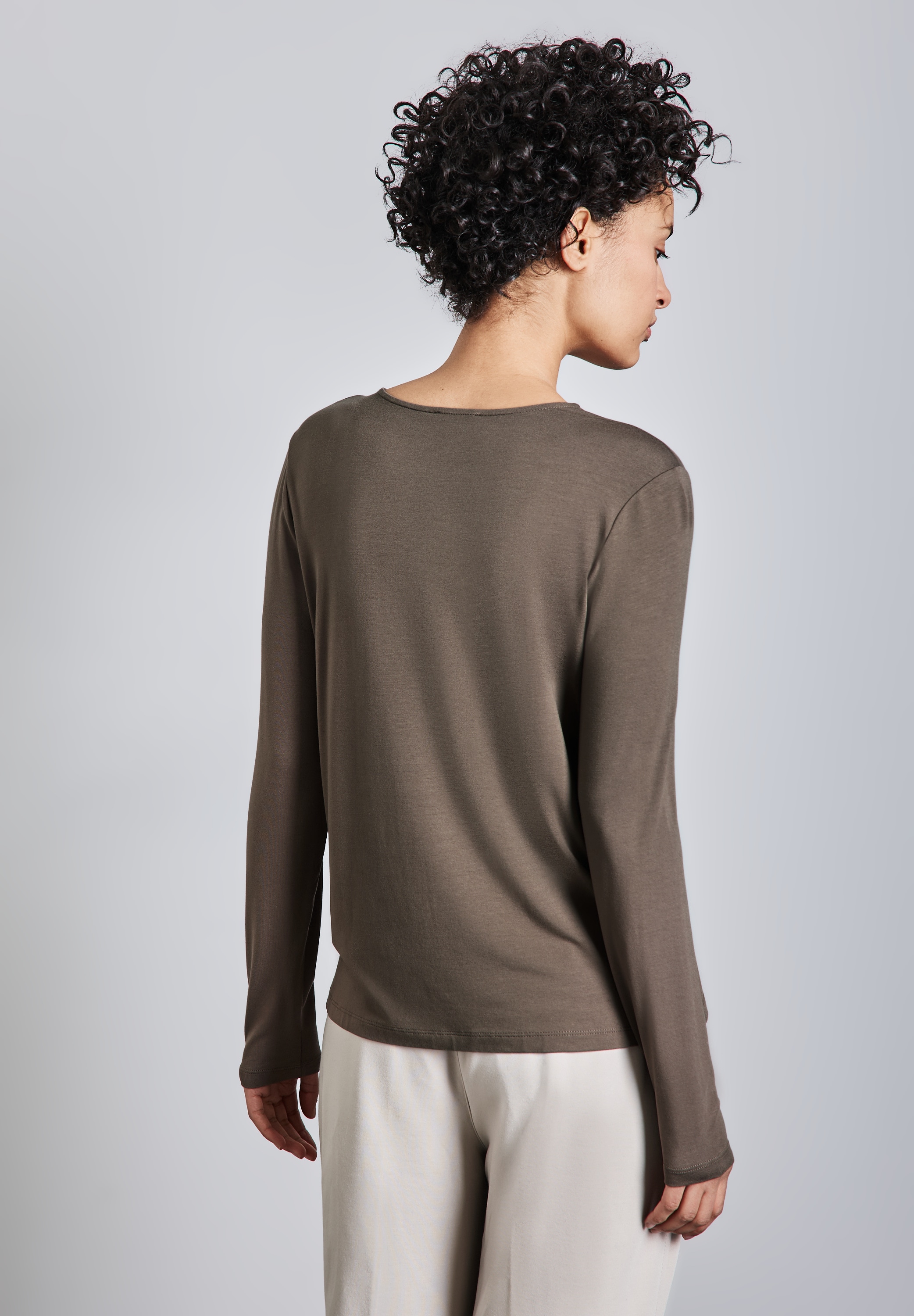 STREET ONE Langarmshirt, mit Seitlichen Einschlitzen am Saum