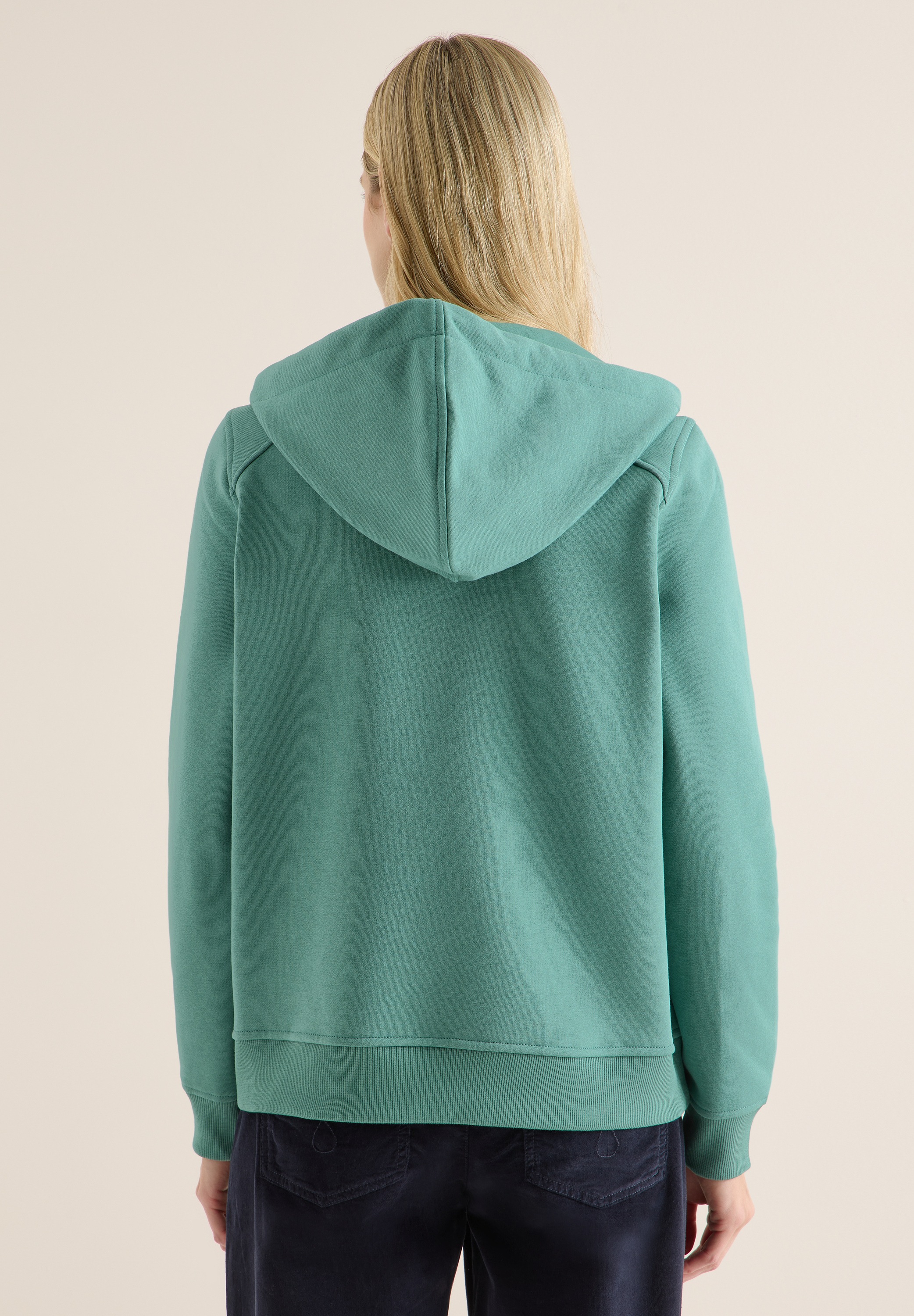 Cecil Hoodie, im Hoodie-Style