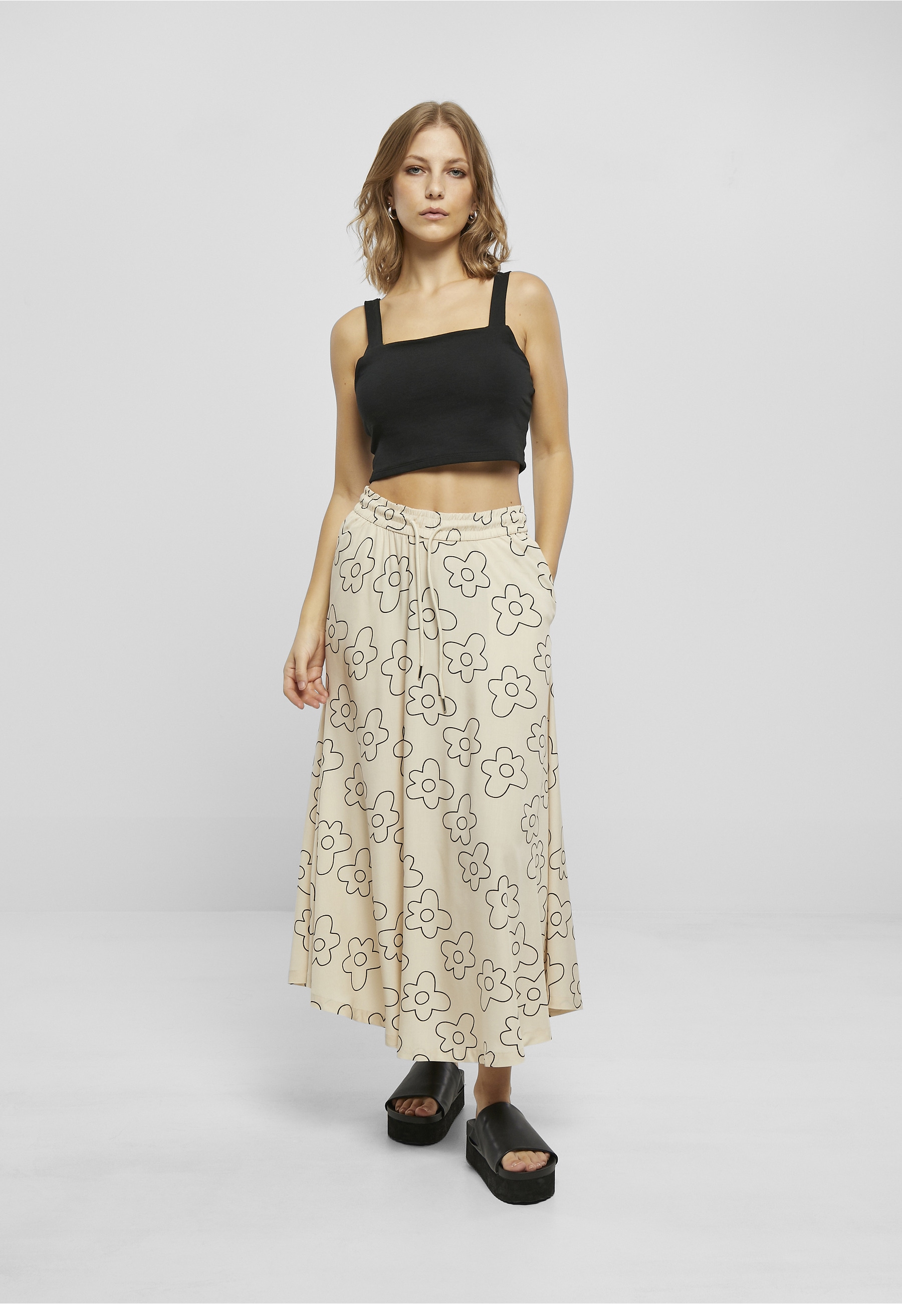 URBAN CLASSICS Jerseyrock »Urban Classics Damen Ladies Viscose Midi Skirt« 1 Stk.