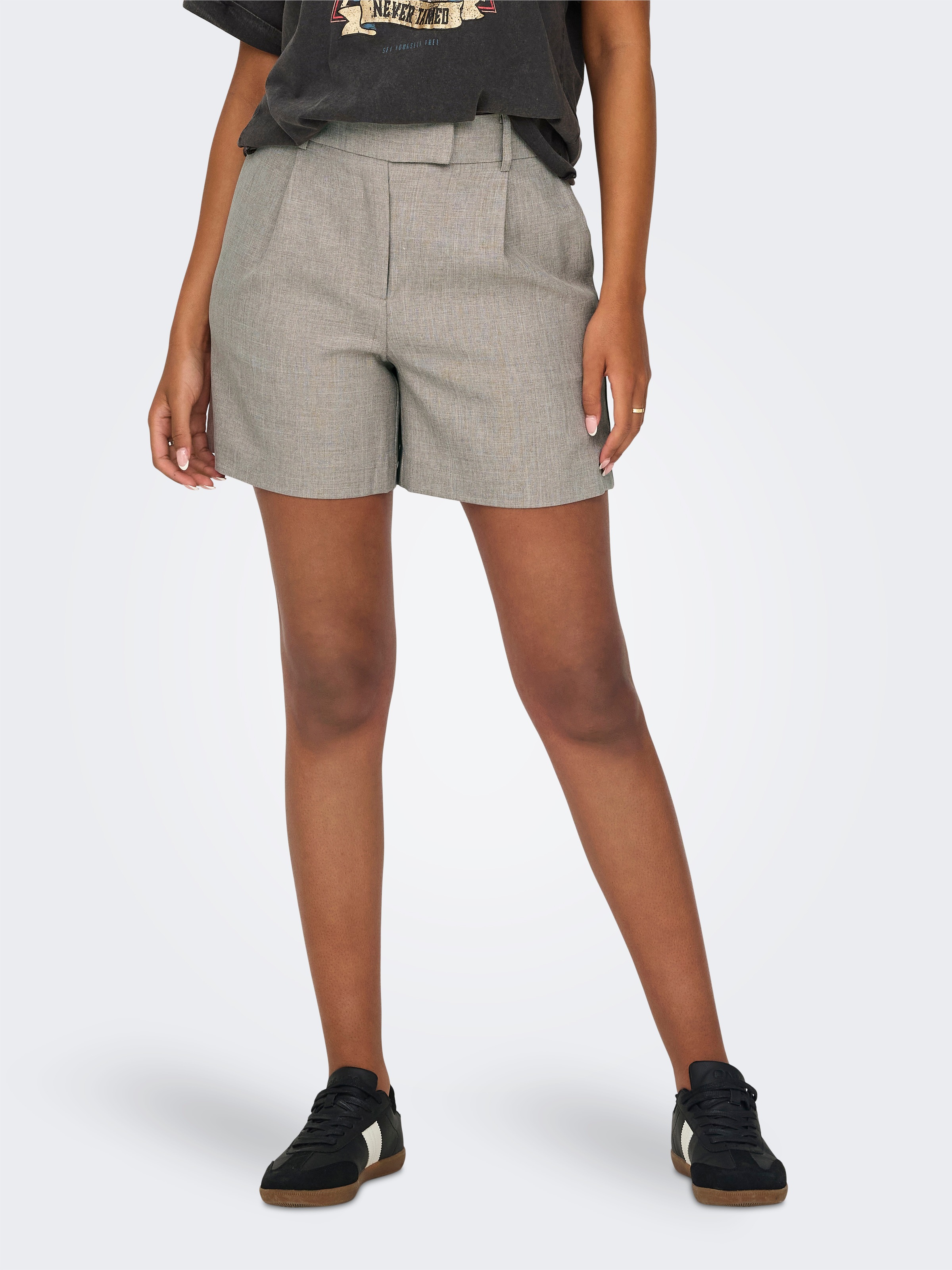 ONLY Shorts "ONLLINDA – Shorts mit hoher Taille und weitem Beinschnitt" Mat günstig online kaufen