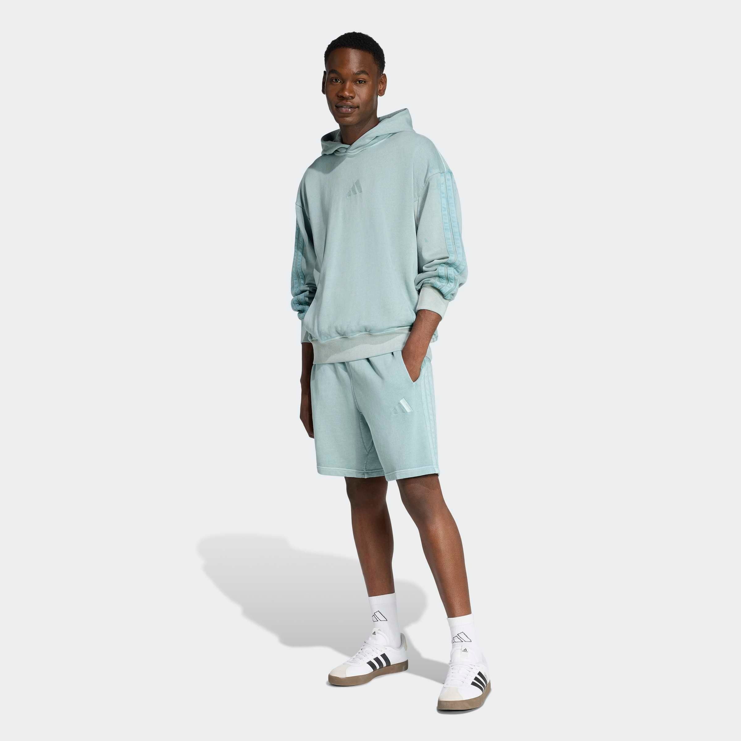adidas Sportswear Shorts »ALL SZN FRENCH TERRY S, VERWASCHENE OPTIK, 20 CM«  lockere Passform, 20 cm Innenbeinlänge, mit Kordelverschluss