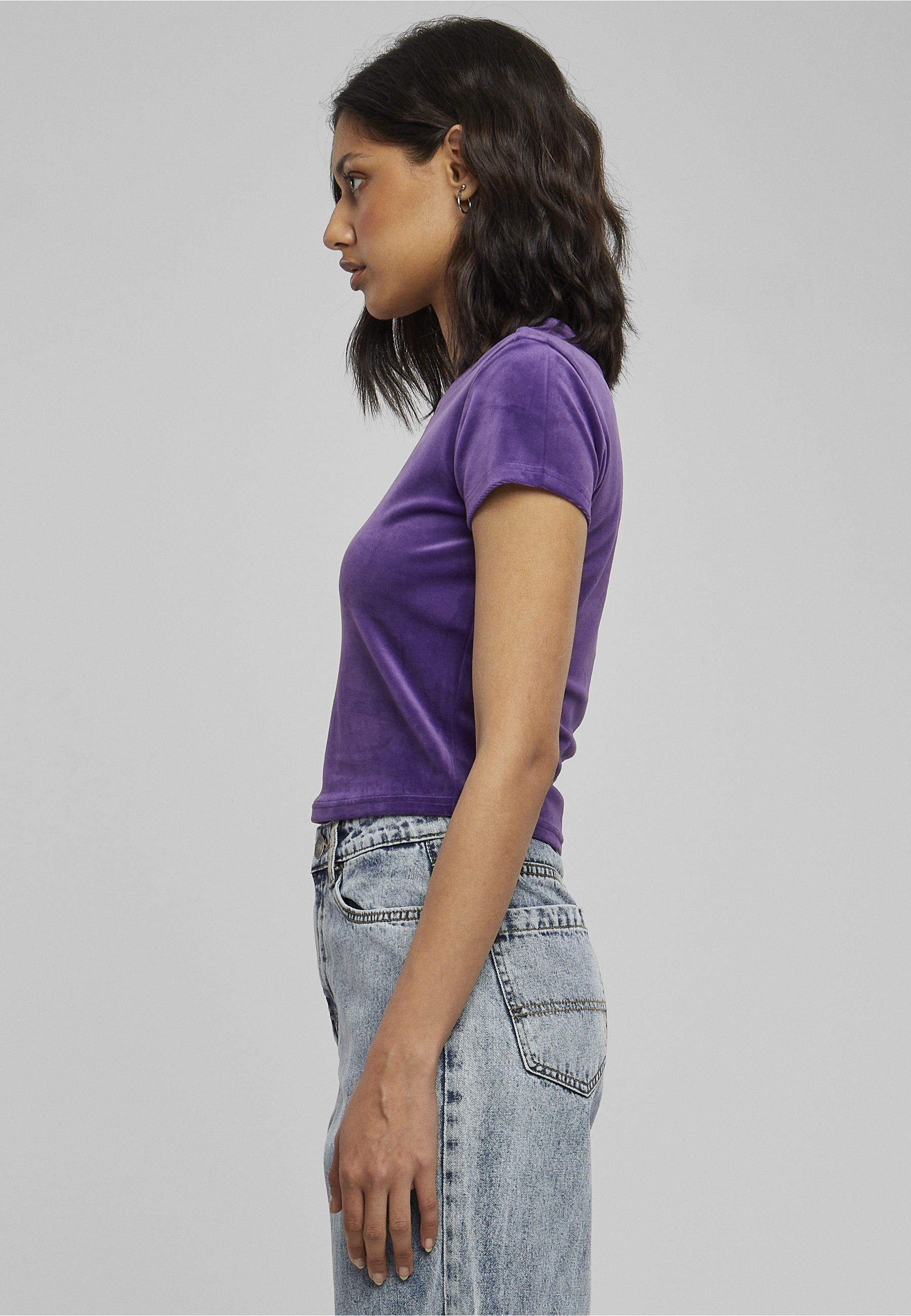 URBAN CLASSICS Kurzarmshirt »Urban Classics Damen Ladies Short Velvet Tee« 1 Stk.