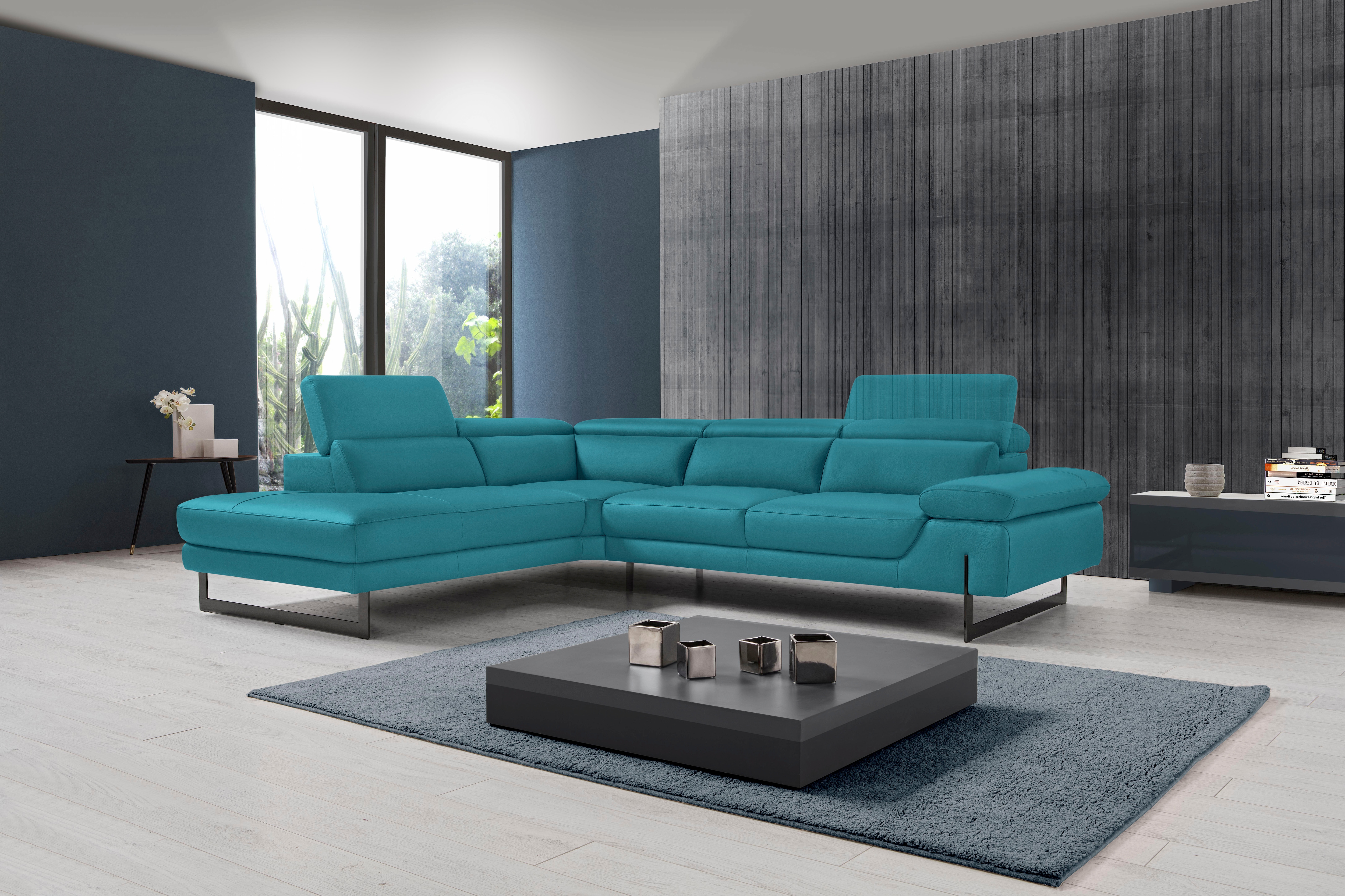 Egoitaliano Ecksofa "Queenie, extravagantes Sofa mit erstklassigem Sitzkomfort, L-Form" mit verstellbarer Armlehne und Kopfteilen für Wohlfühlkomfort