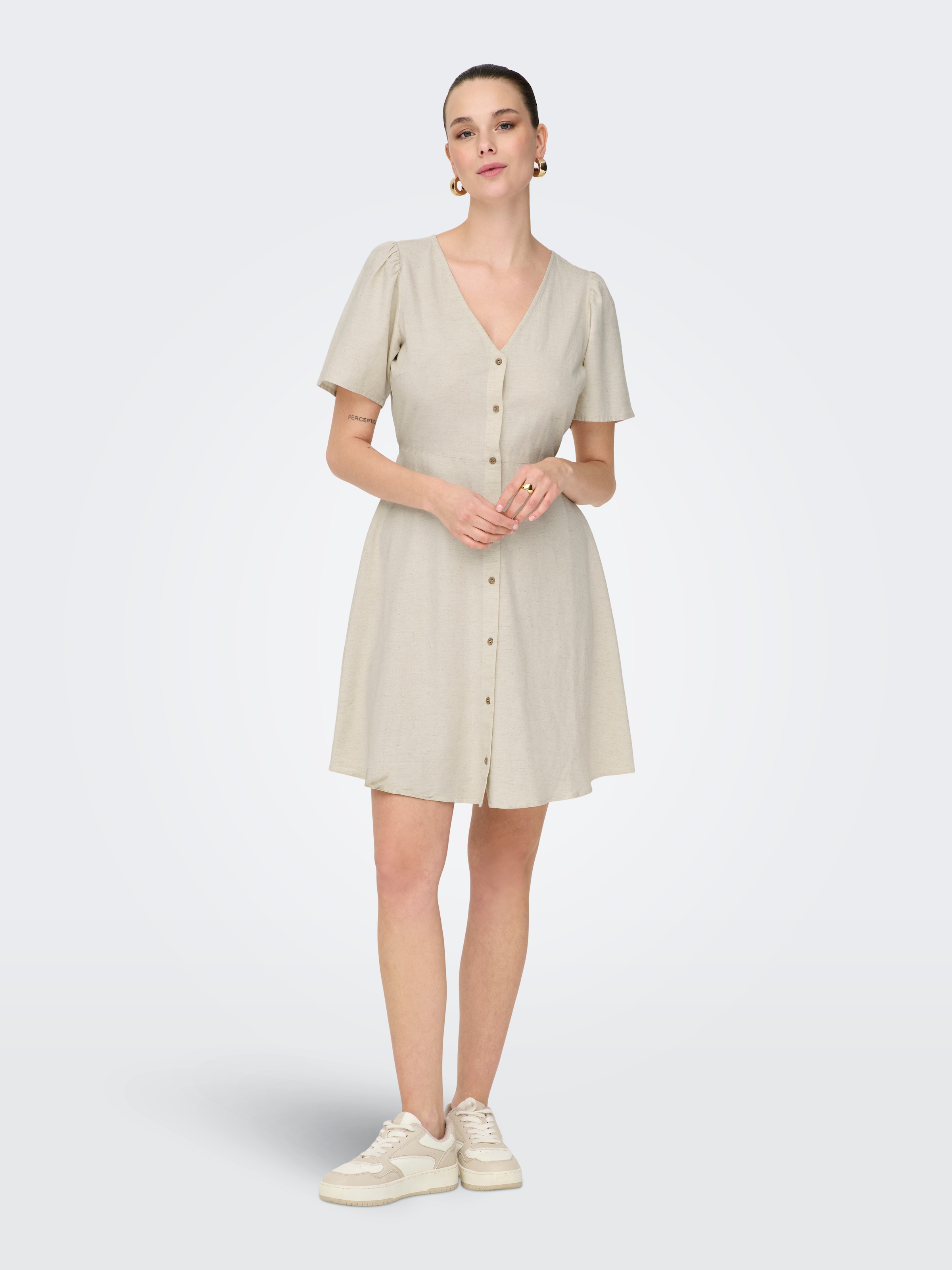 ONLY Minikleid »ONLVITA LIFE S/S SHORT DRESS NOOS WVN« Viskosemischung, regular fit