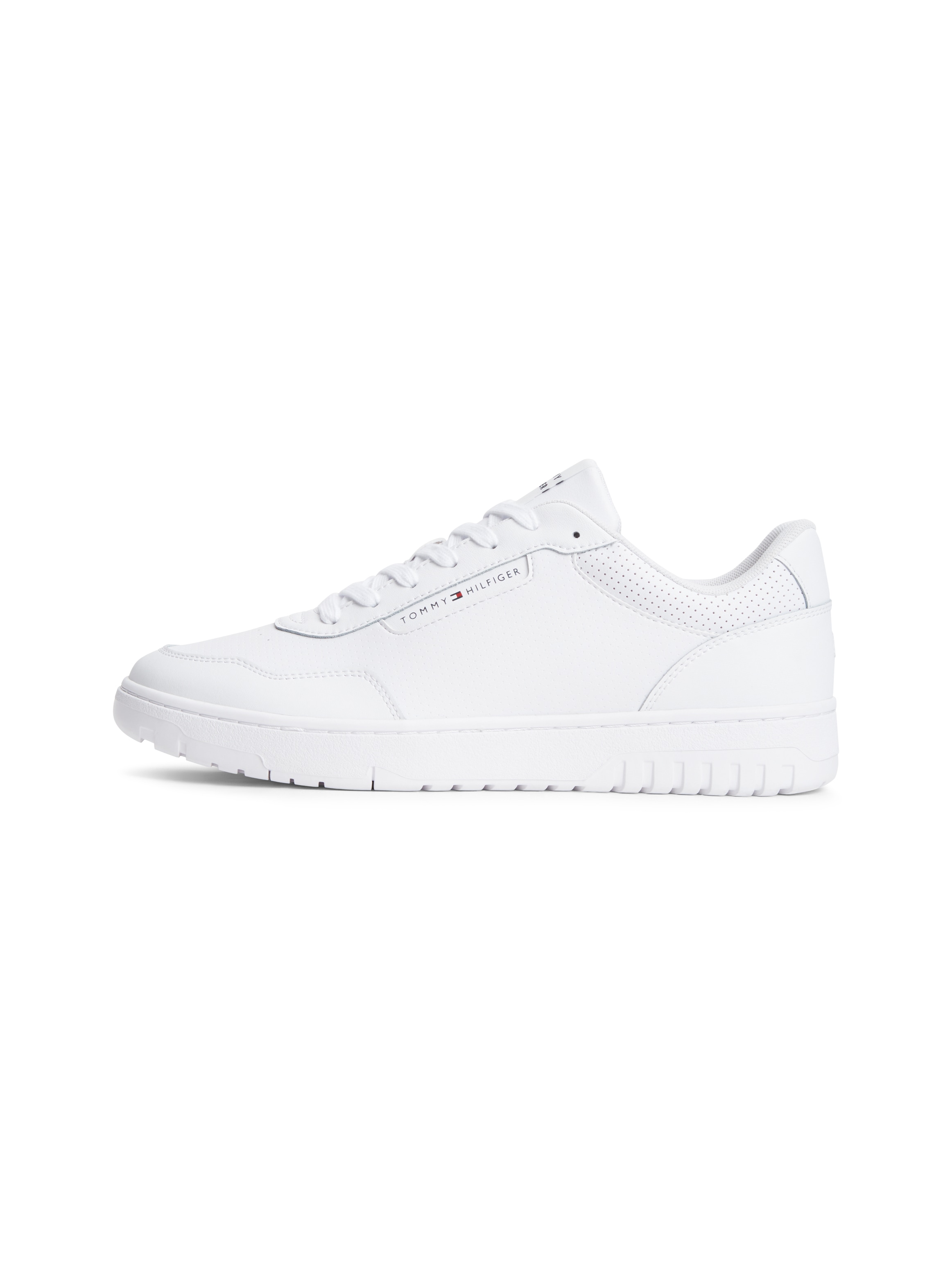 Tommy Hilfiger Sneaker »TH BASKET CORE LEATHER«  Halbschuh, Schnürer mit Perforation am gepolsterten Schaftrand